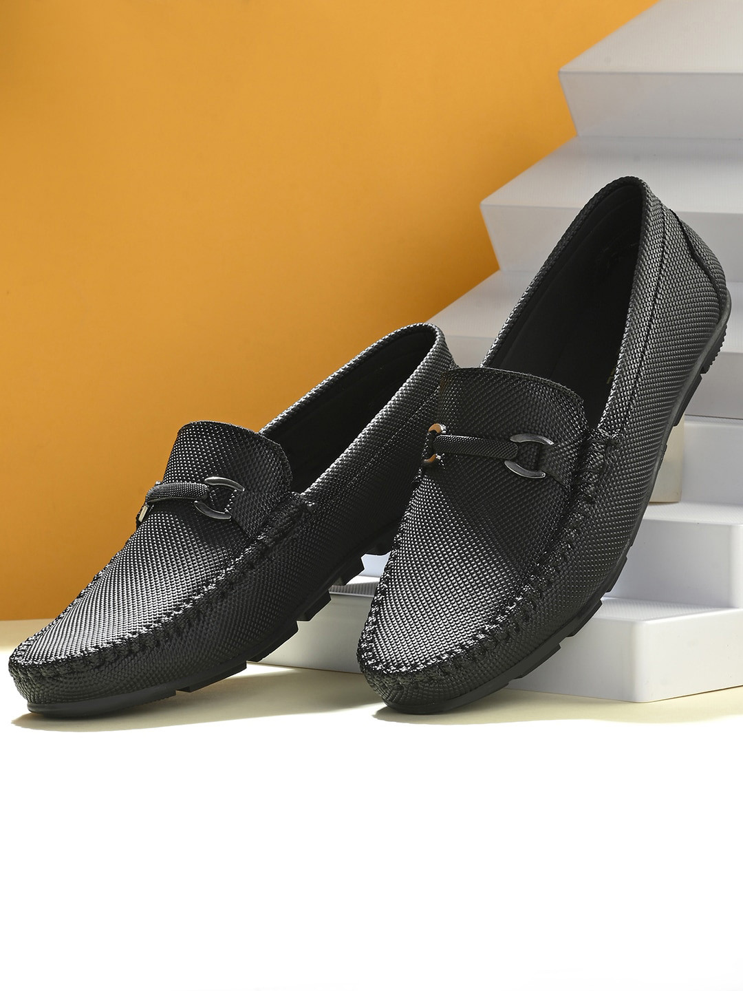 

Mactree Men Black Textured Nubuck Loafers