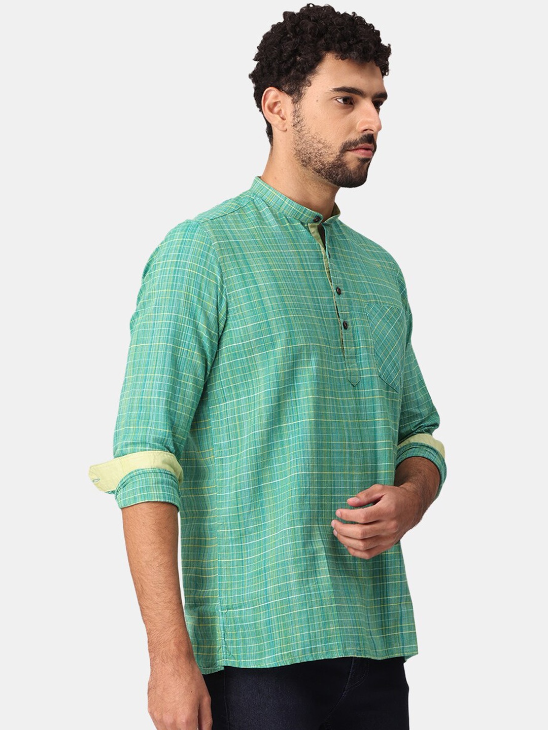 

NIRVAAN Men Green Checked Woven Design Cotton Kurta