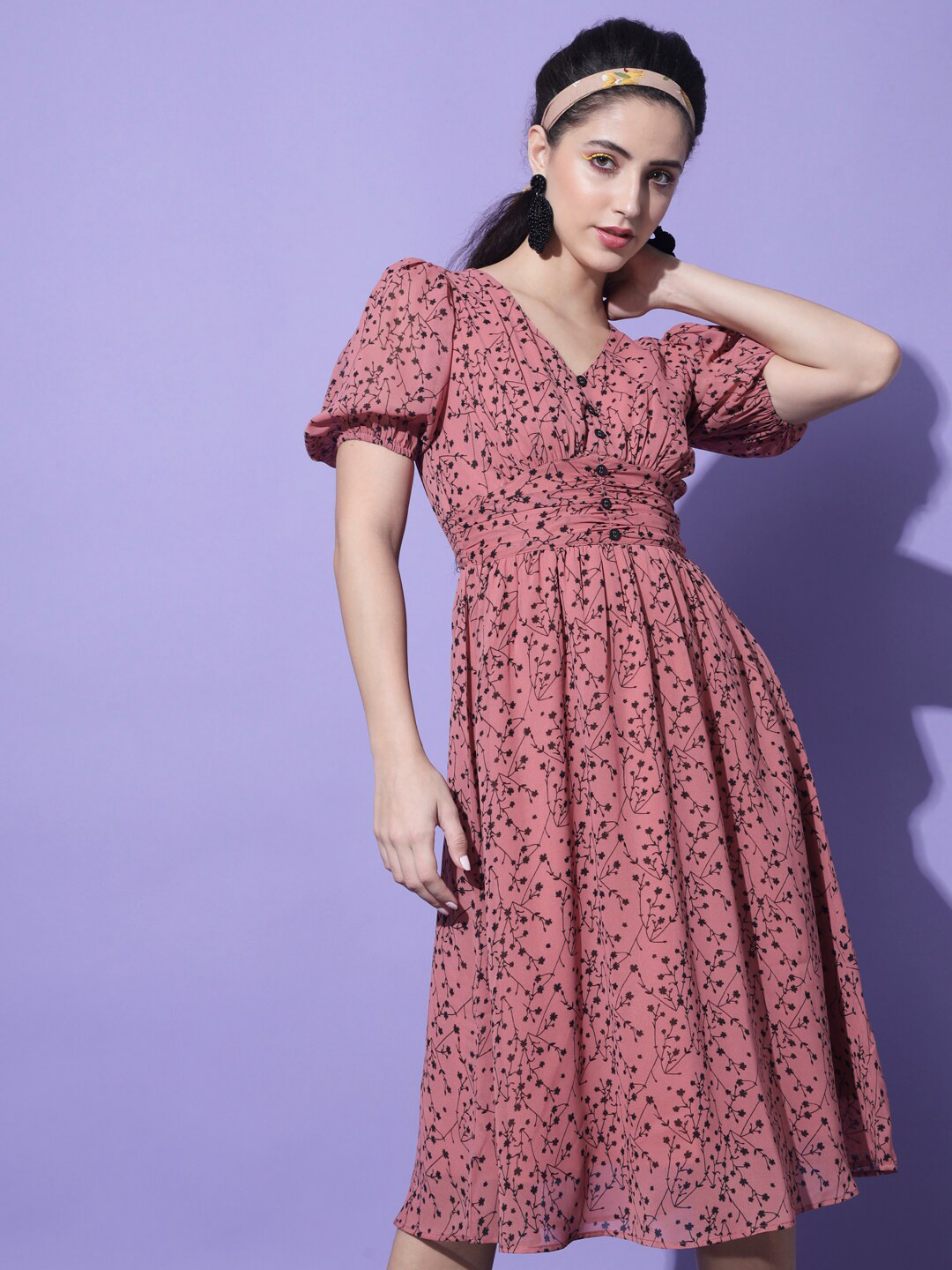 

Slenor Peach-Coloured & Black Floral Printed Fit and Flared Dress