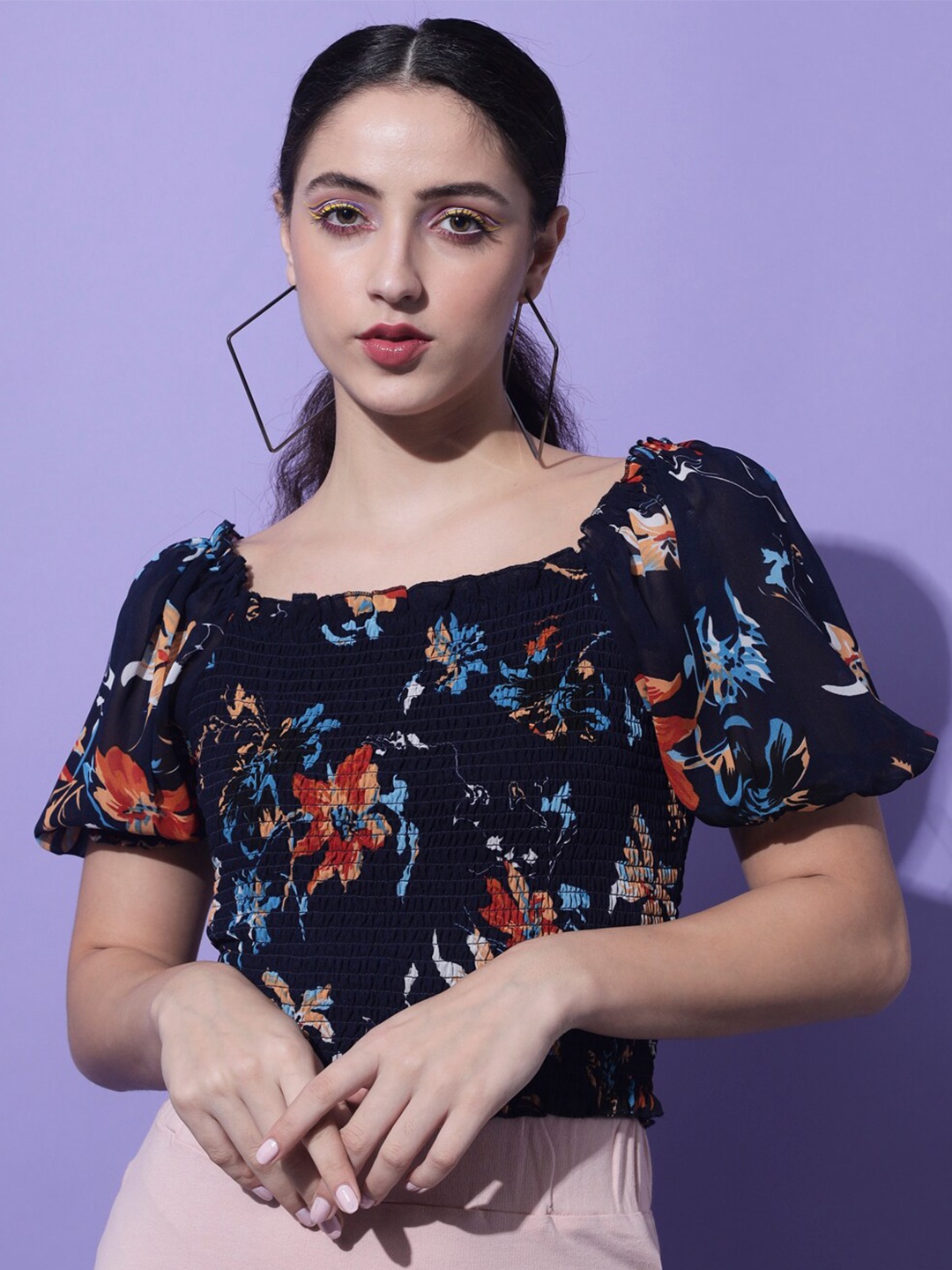 

Slenor Navy Blue Floral Printed Crop Top