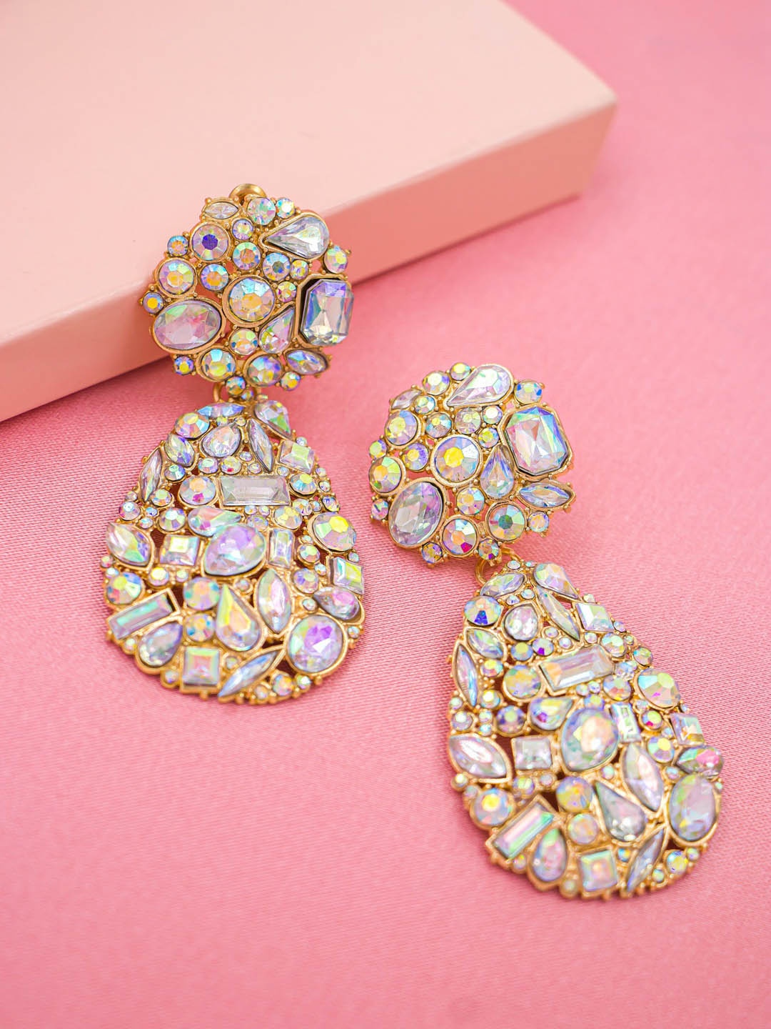 

Bellofox Gold-Toned & White Contemporary Chandbalis Earrings