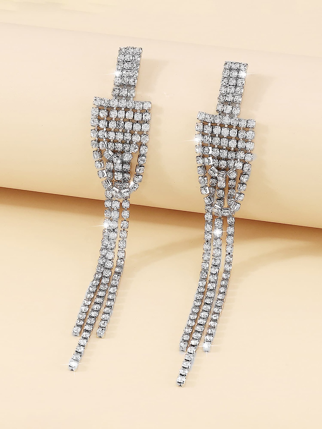

Bellofox Women Silver-Plated & White Teardrop Shaped Drop Earrings
