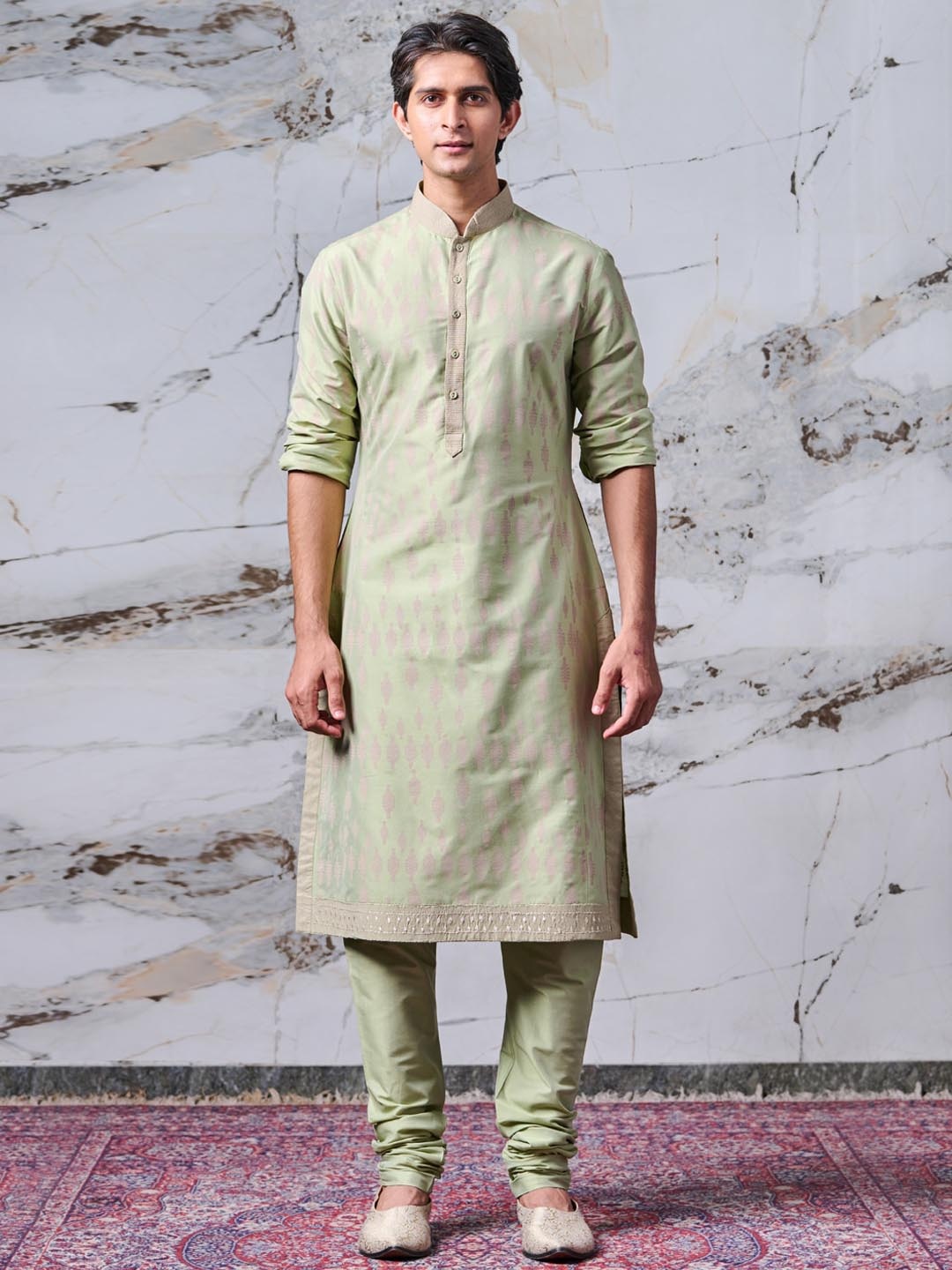 

Tasva Men Green Ethnic Motifs Printed Kurta with Churidar