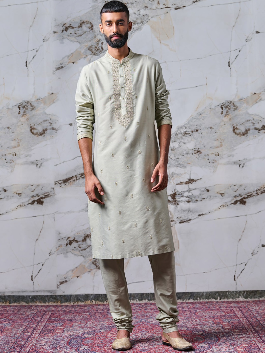 

Tasva Men Green Ethnic Motifs Embroidered Kurta with Churidar