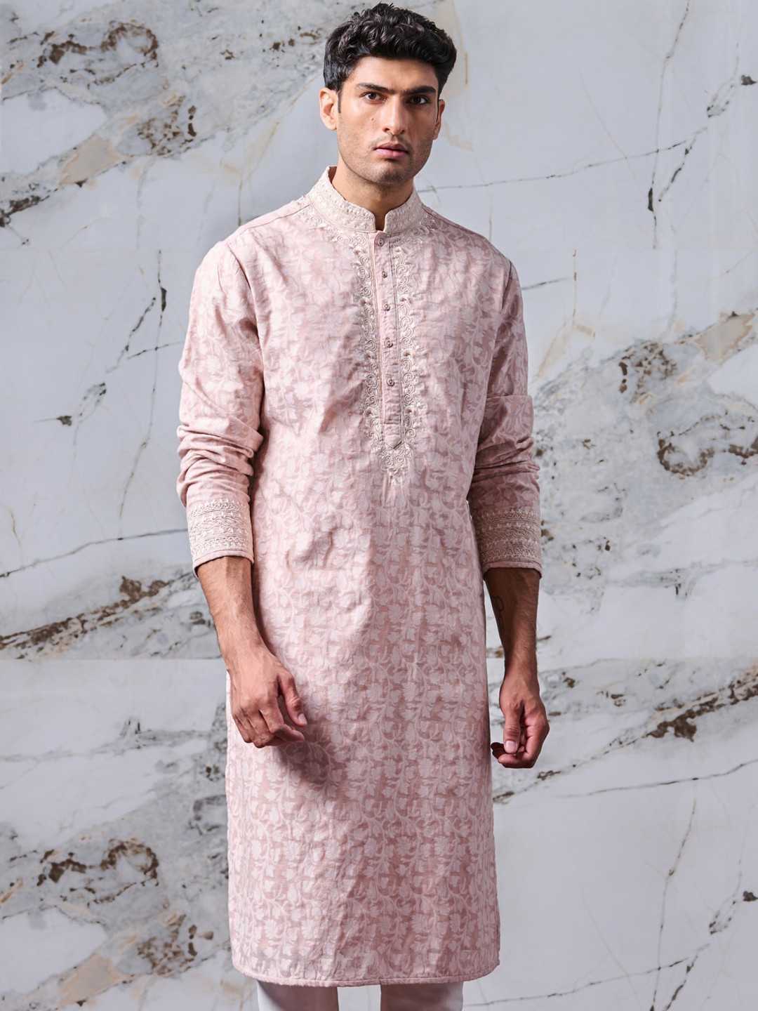 

Tasva Men Pink Embroidered Thread Work Kurta with Churidar