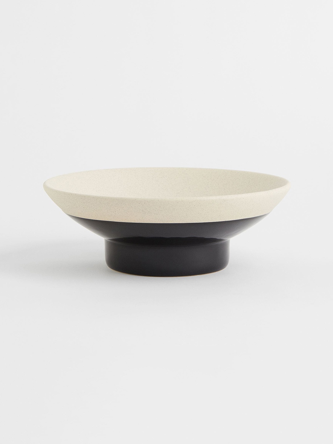 

H&M Black & Off-White Solid Stoneware Bowl Tray