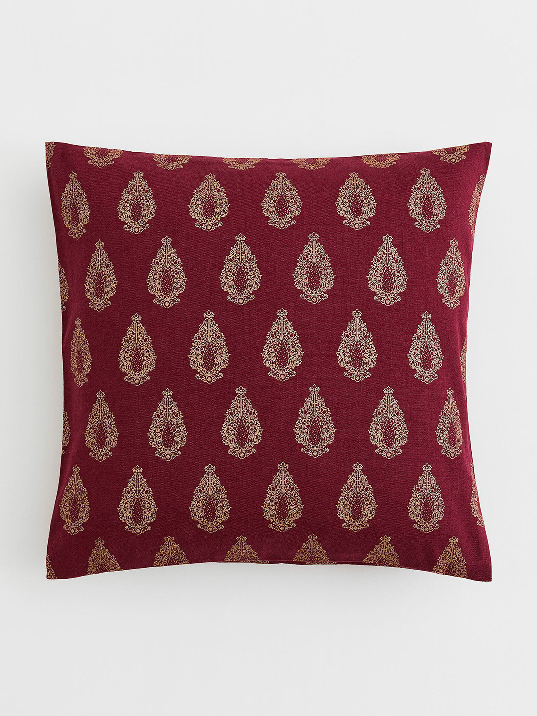 

H&M Red & Beige Patterned Cushion Cover
