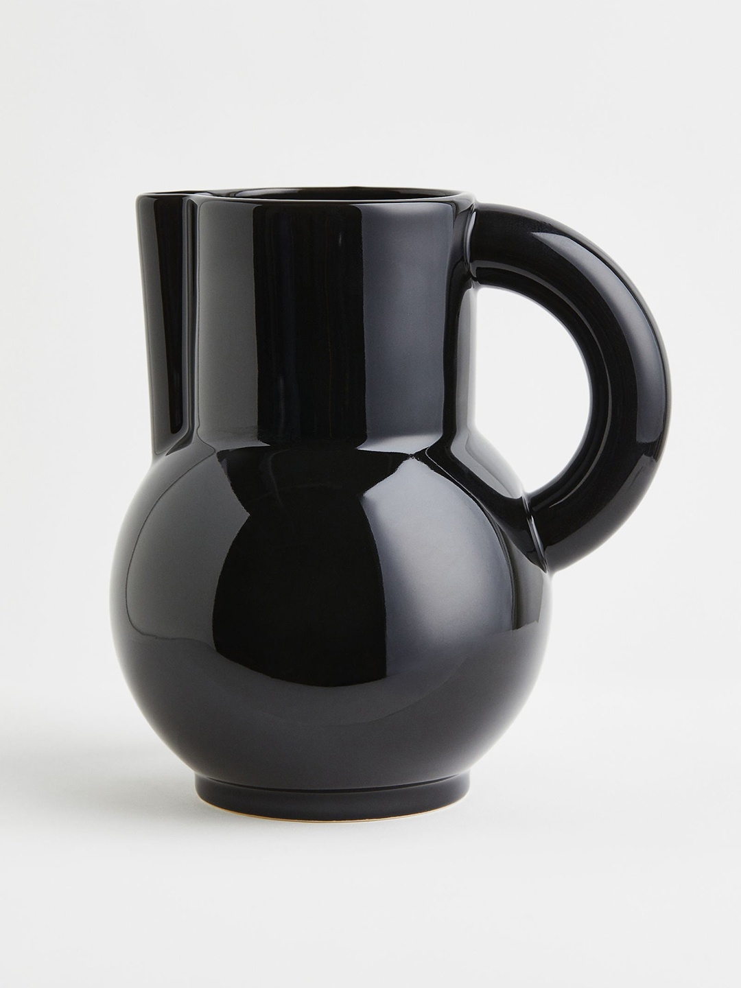 

H&M Black Solid Stoneware Jug