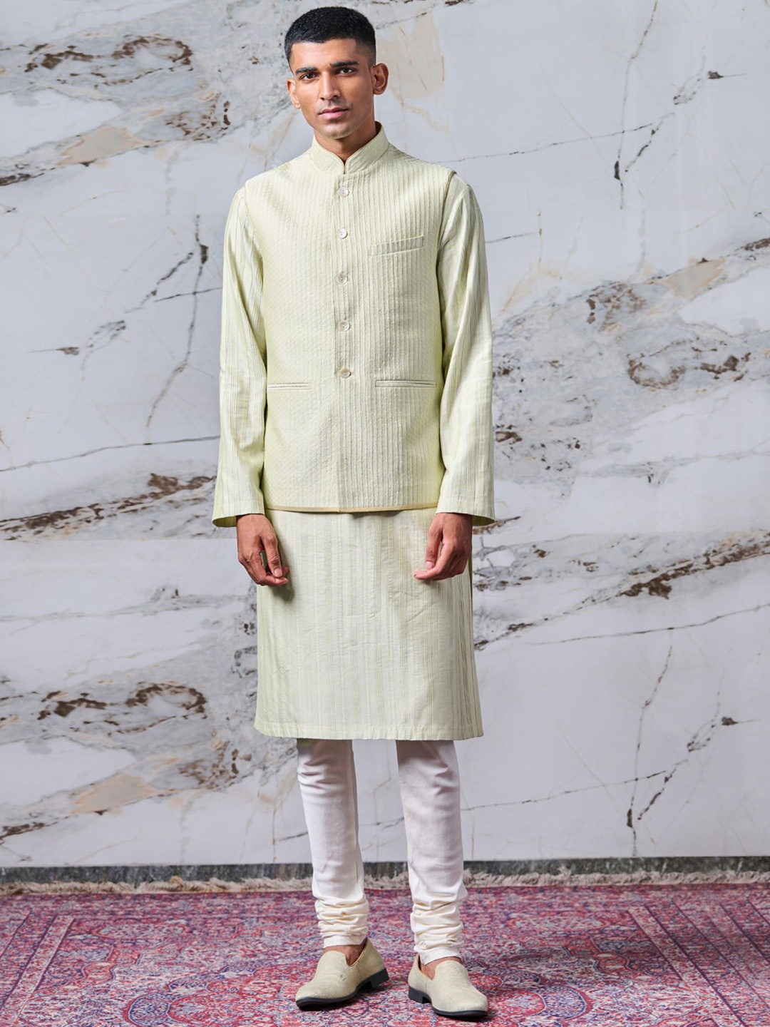 

Tasva Men Green Solid Woven Nehru Jacket