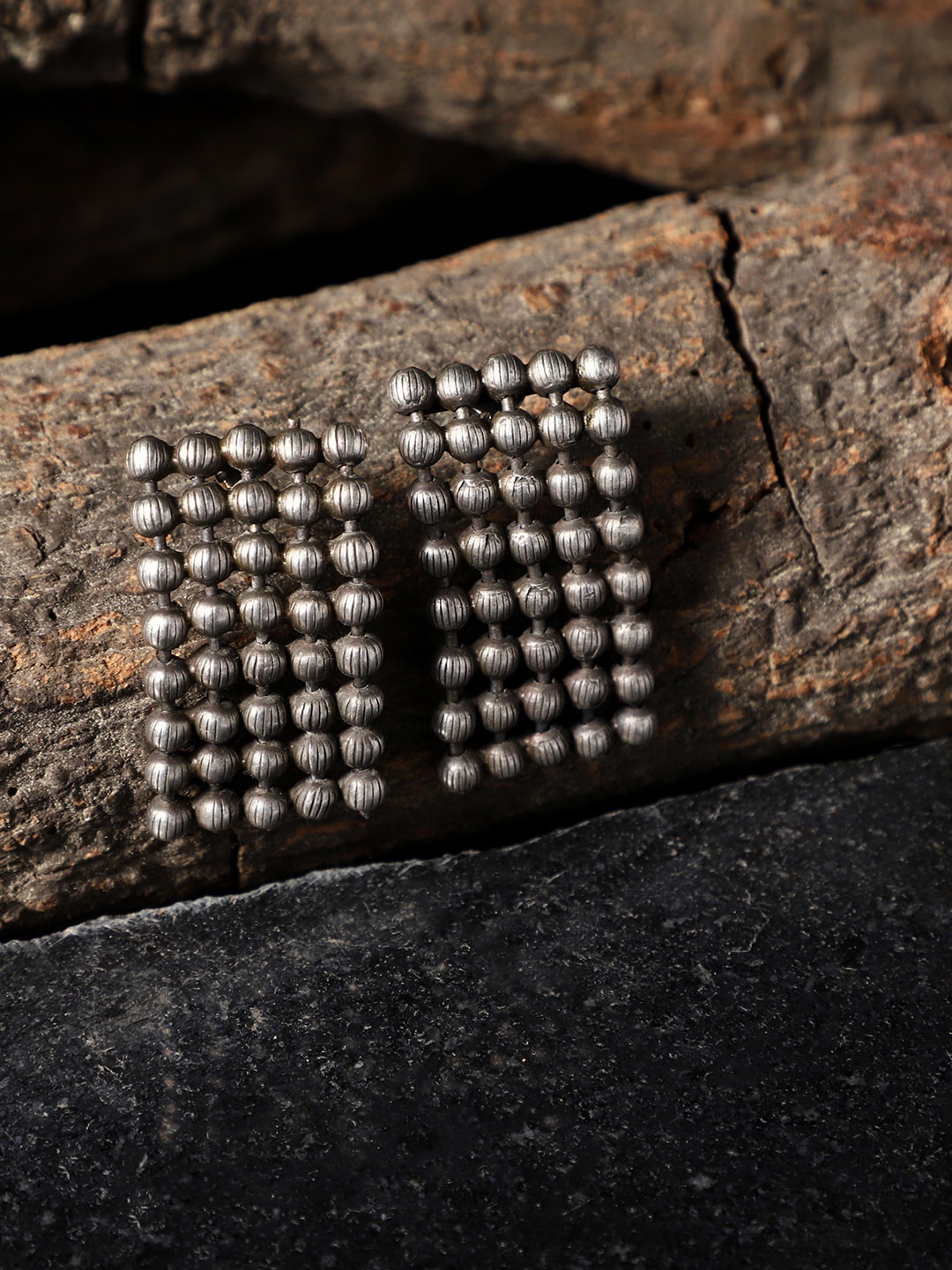 

VENI Silver-Plated Contemporary Drop Earrings