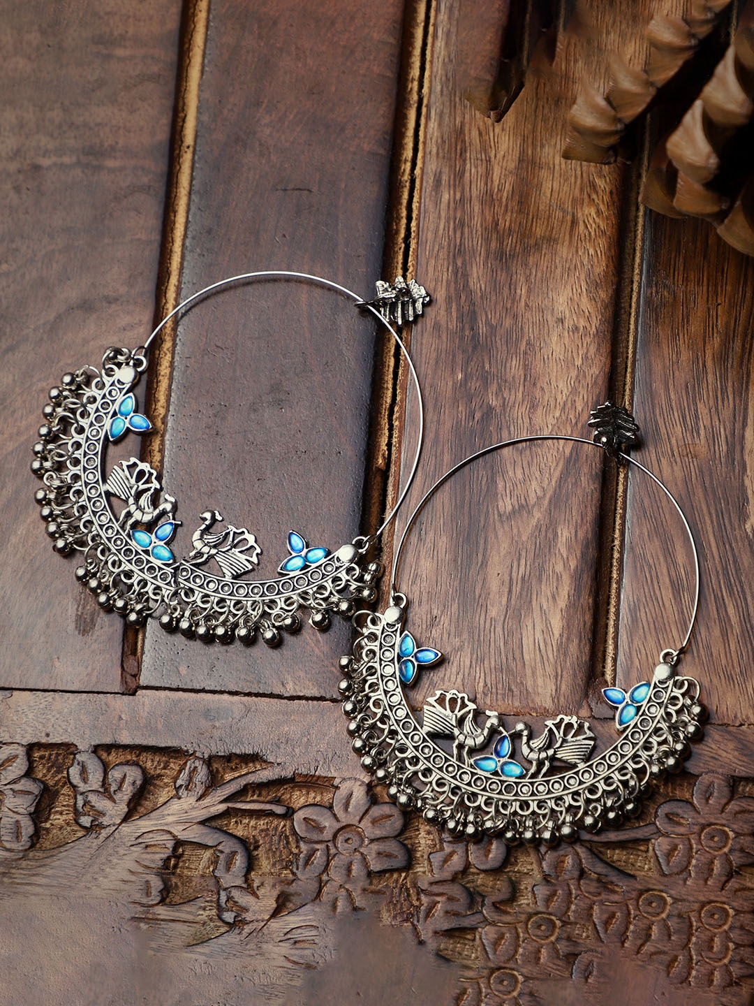 

VENI Silver-Toned Circular Hoop Silver-Plated Earrings