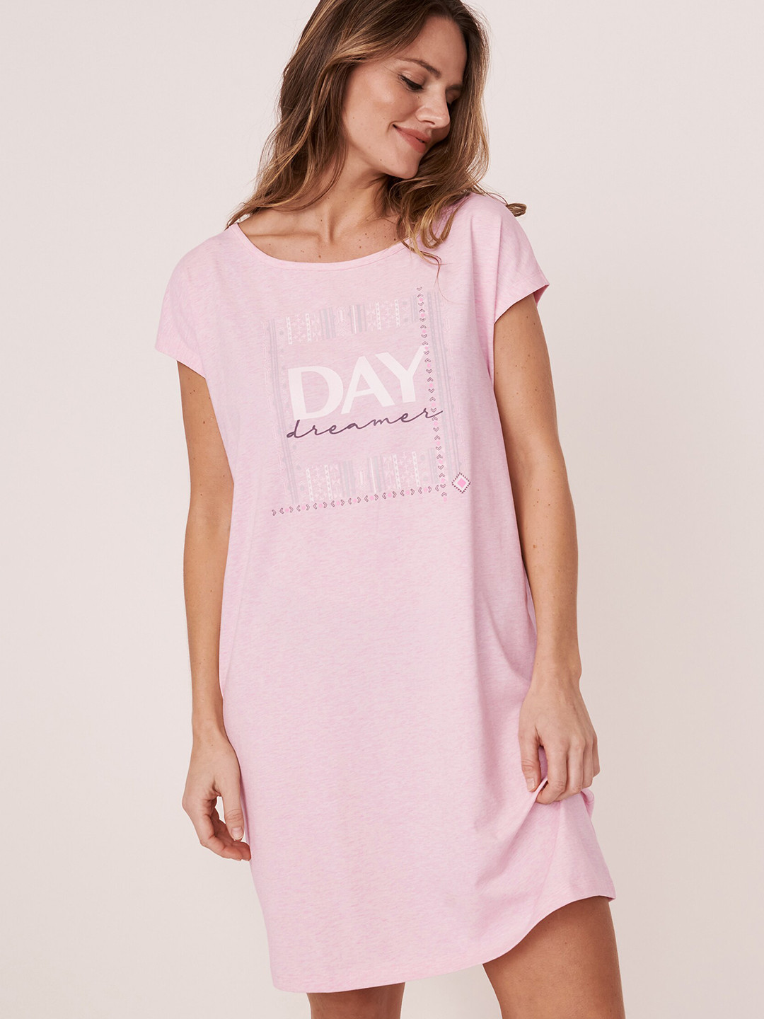 

La Vie en Rose Women Pink Printed Nightdress 40500164-60081