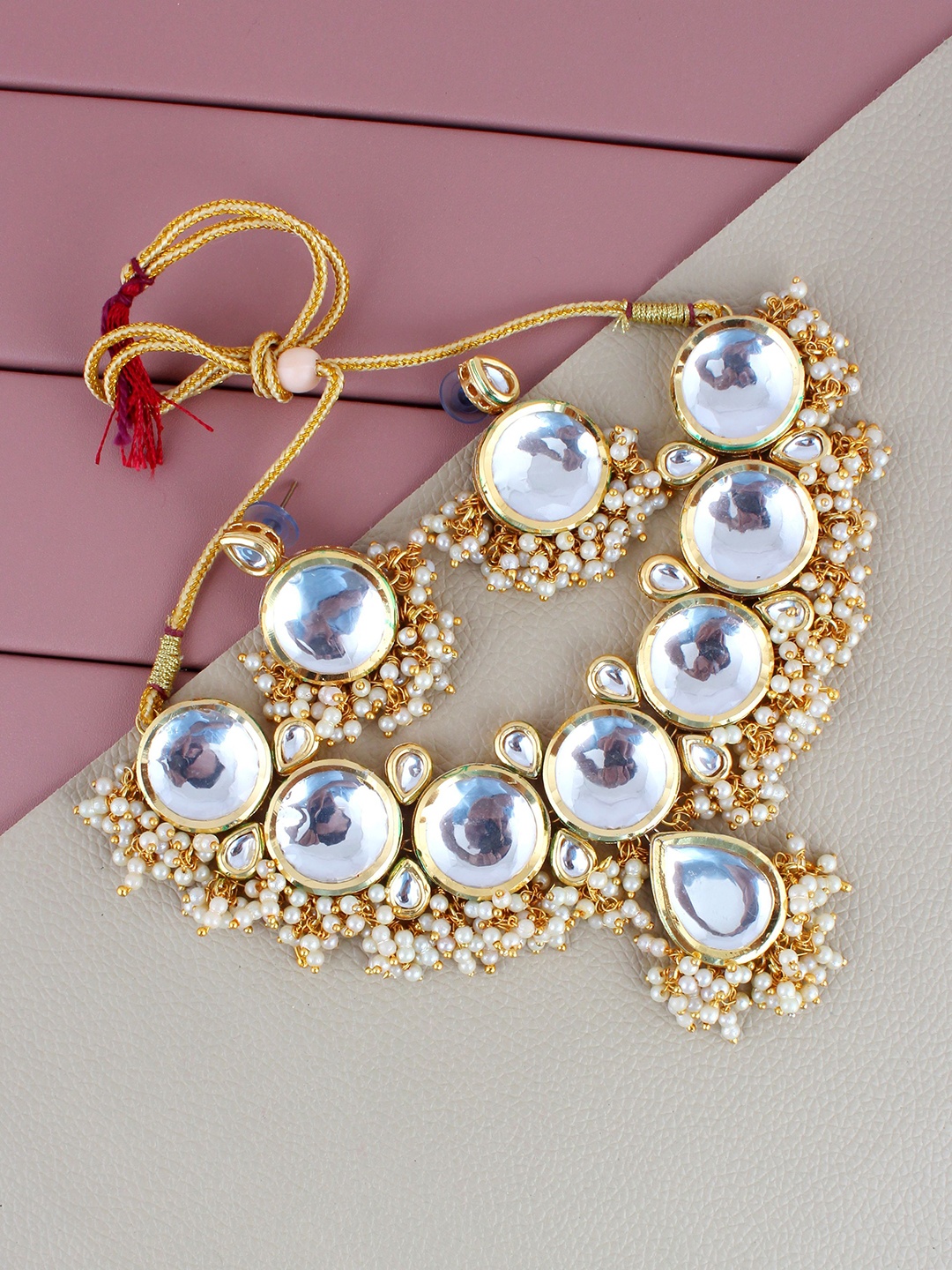 LUCKY JEWELLERY 18K Gold-Plated White Kundan Studded & Beaded Jewellery Set