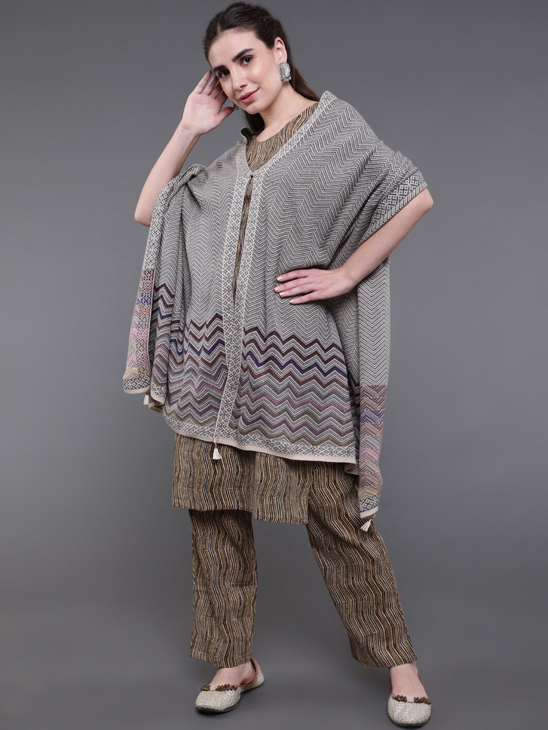 

saubhagya Women Grey & Beige Cable Knit Longline Poncho