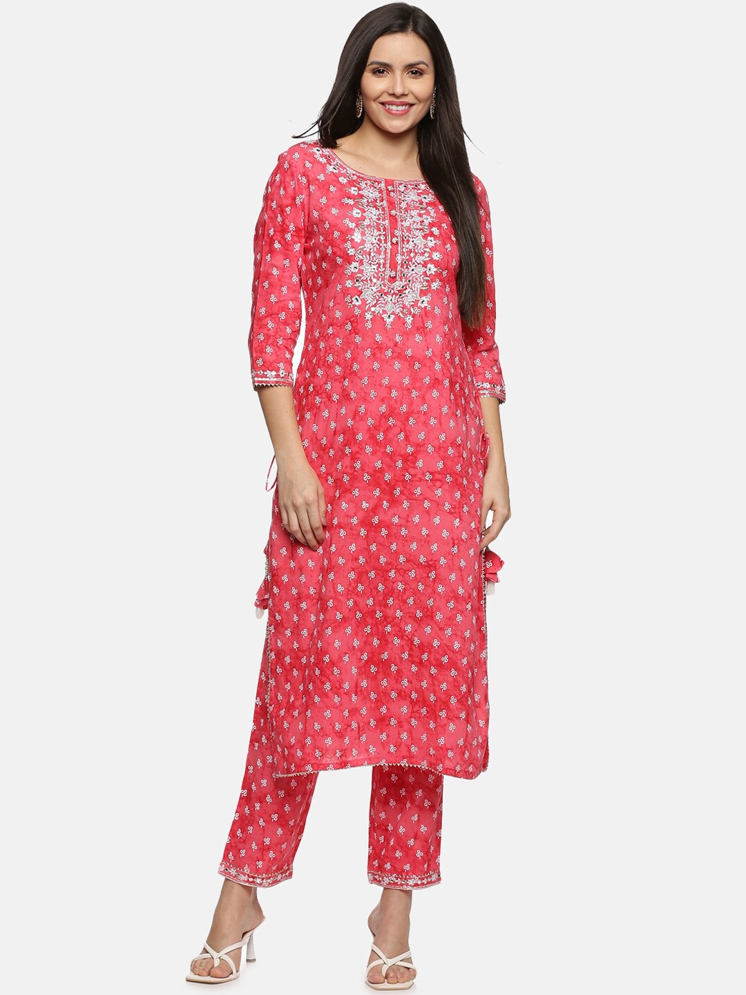 

Palakh Women Pink Floral Embroidered Pure Cotton Kurta with Trousers