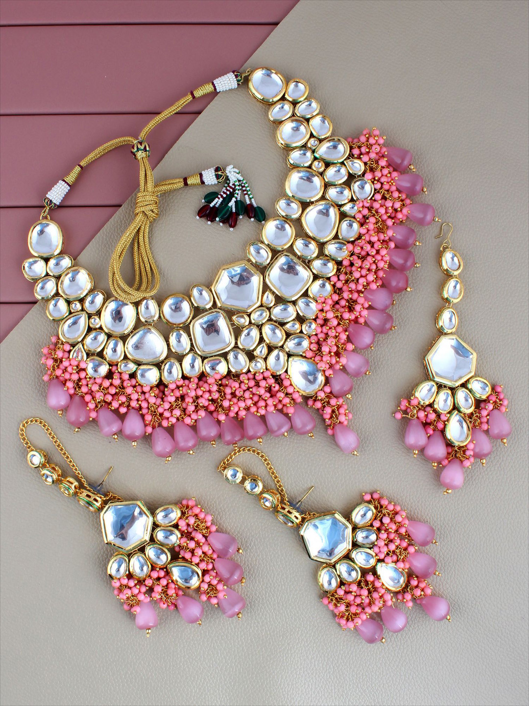 

LUCKY JEWELLERY Gold-Plated Pink Kundan-Studded & Beaded Jewellery Set