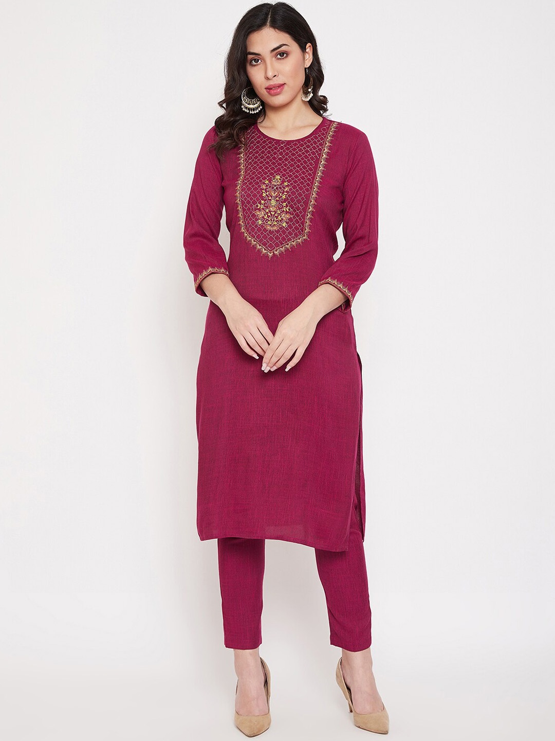 

misbis Women Magenta Ethnic Motifs Embroidered Thread Work Kurta with Trousers