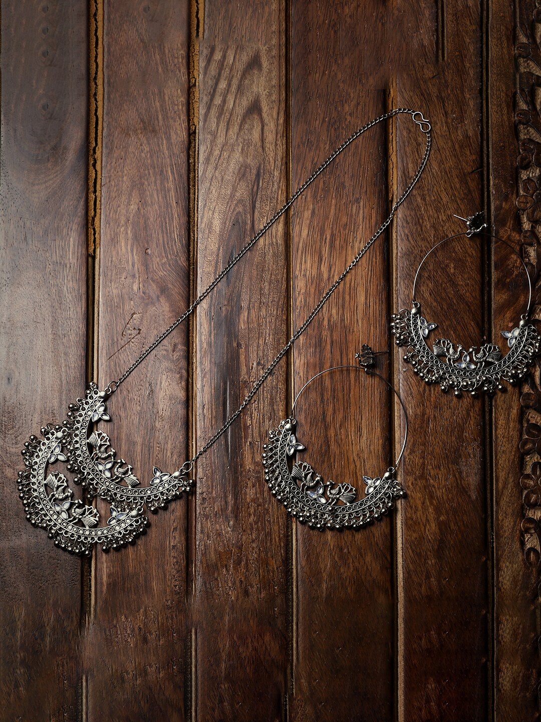 VENI Brass Silver-Plated Oxidised Necklace & Earrings
