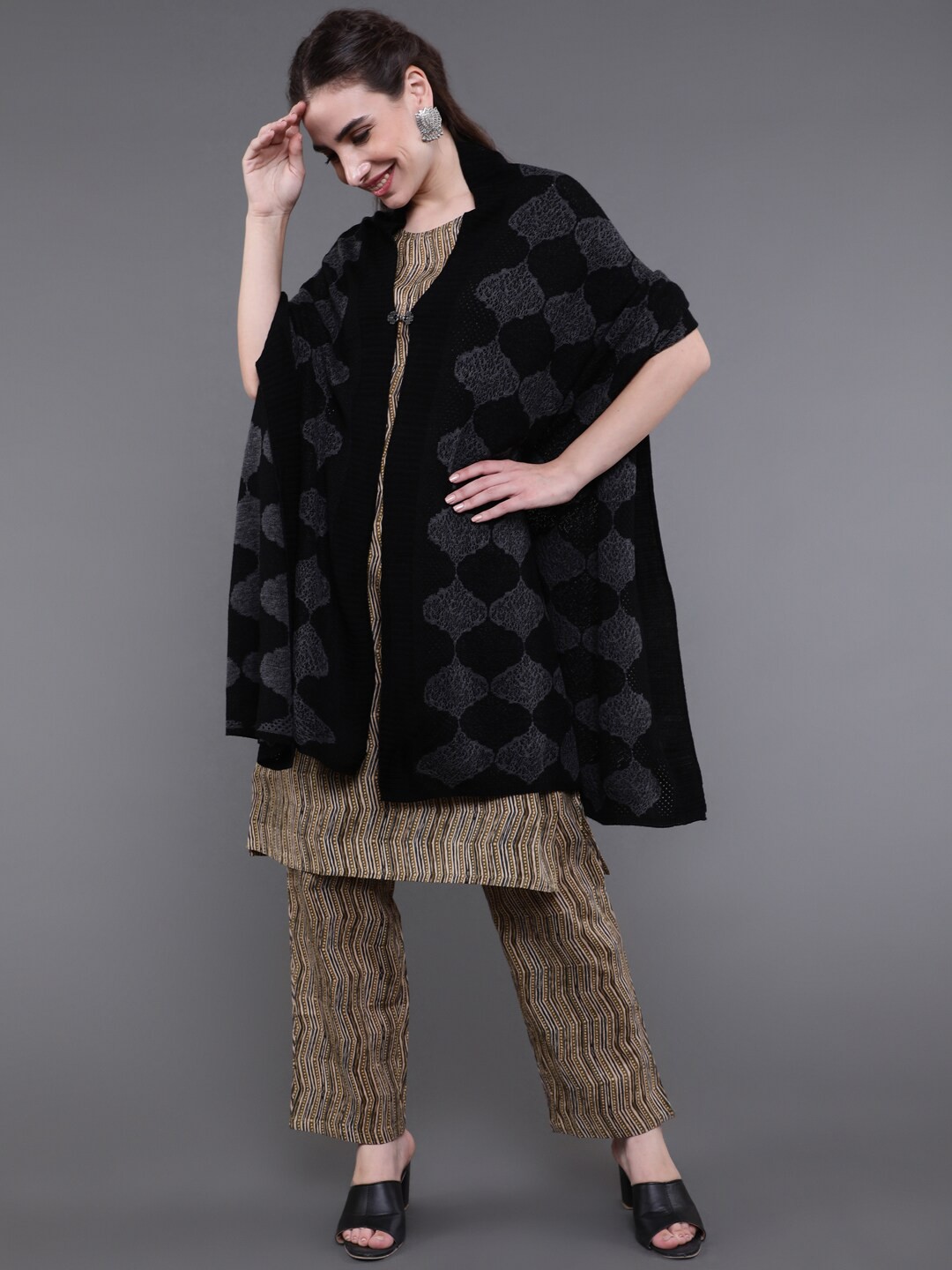 

saubhagya Women Black Self Design Winter Shawl