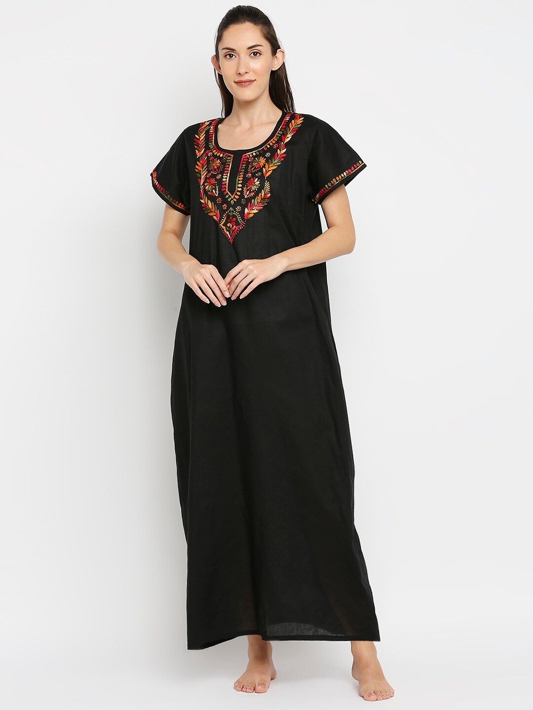 

Indiankala4u Women Black Maxi Nightdress