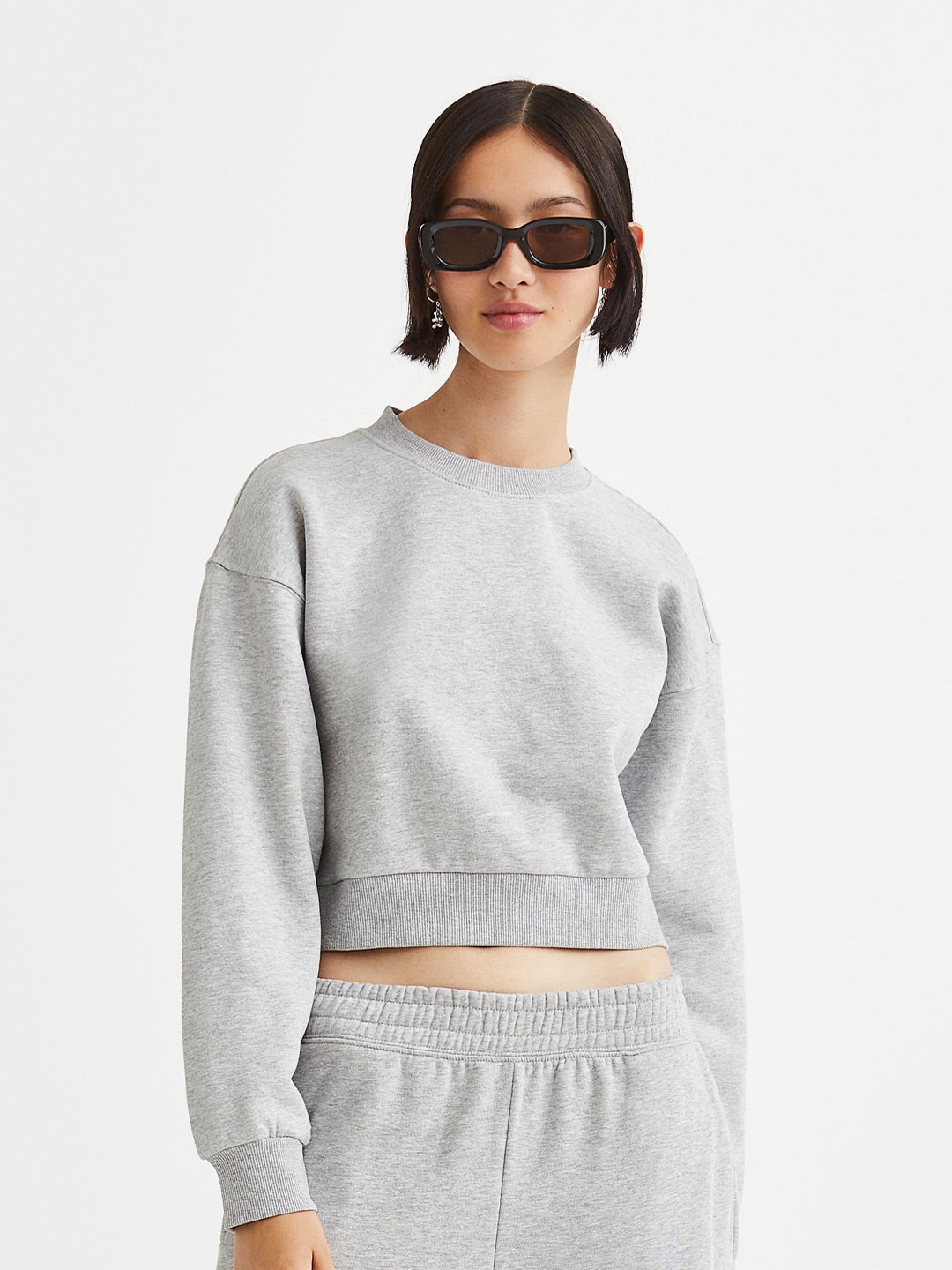 

H&M Women Grey Crop Sweatshirt
