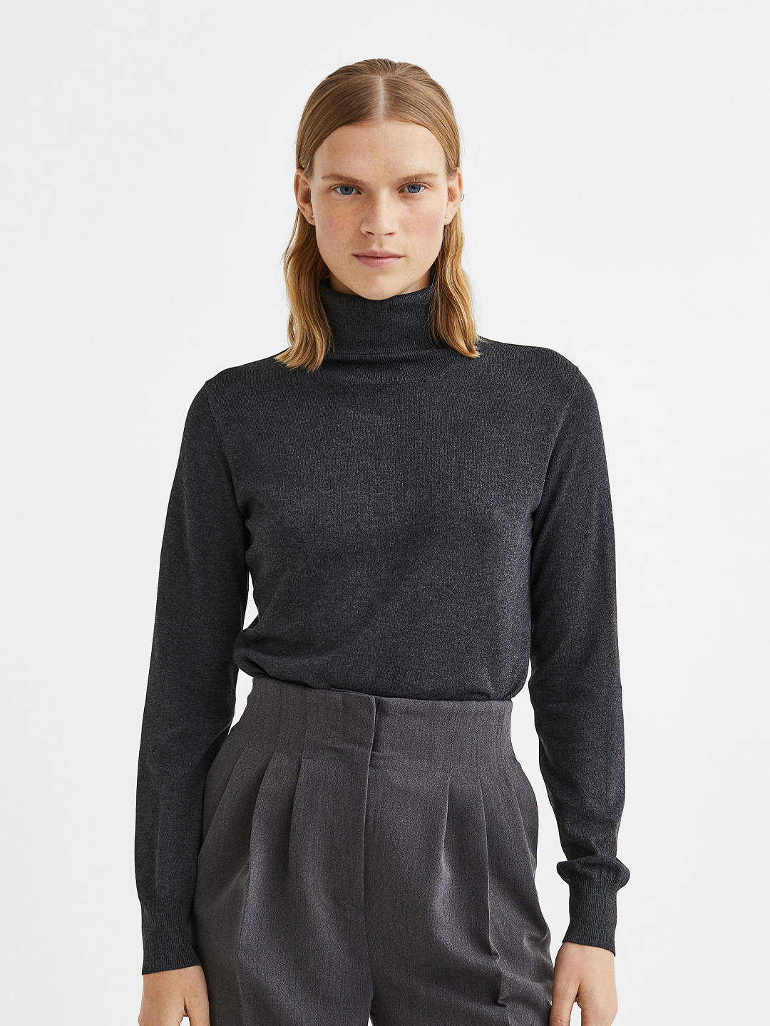

H&M Women Charcoal Grey Solid Fine-Knit Polo-Neck Jumper
