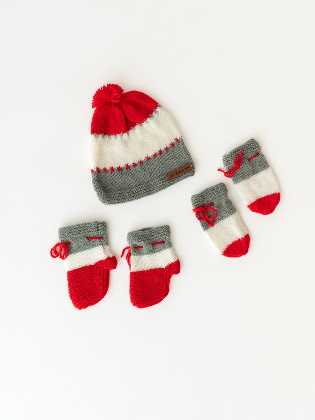 

The Original Knit Unisex Kids Red & White Acrylic Beanie