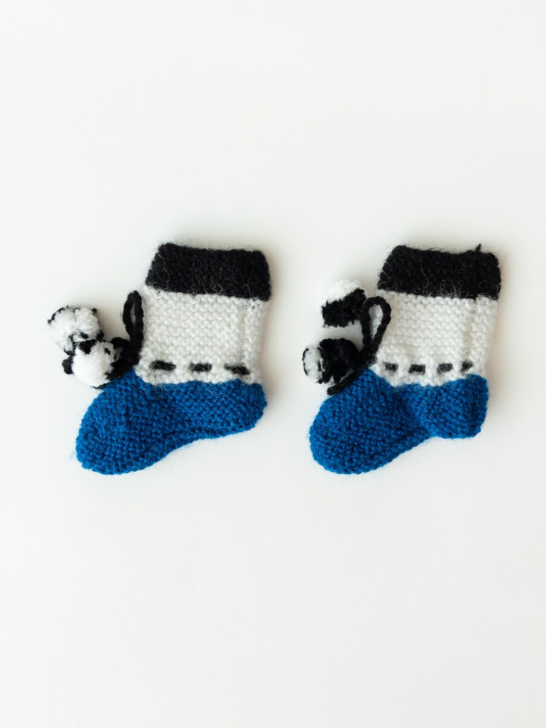 

The Original Knit Kids Blue &White Patterned Booties