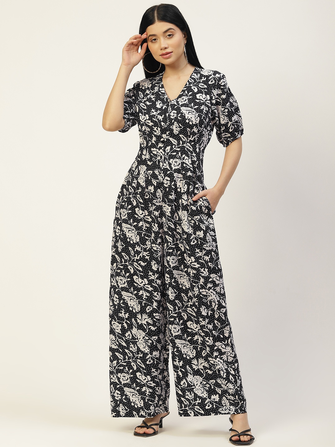 

Rue Collection Black & Off White Printed Basic Jumpsuit