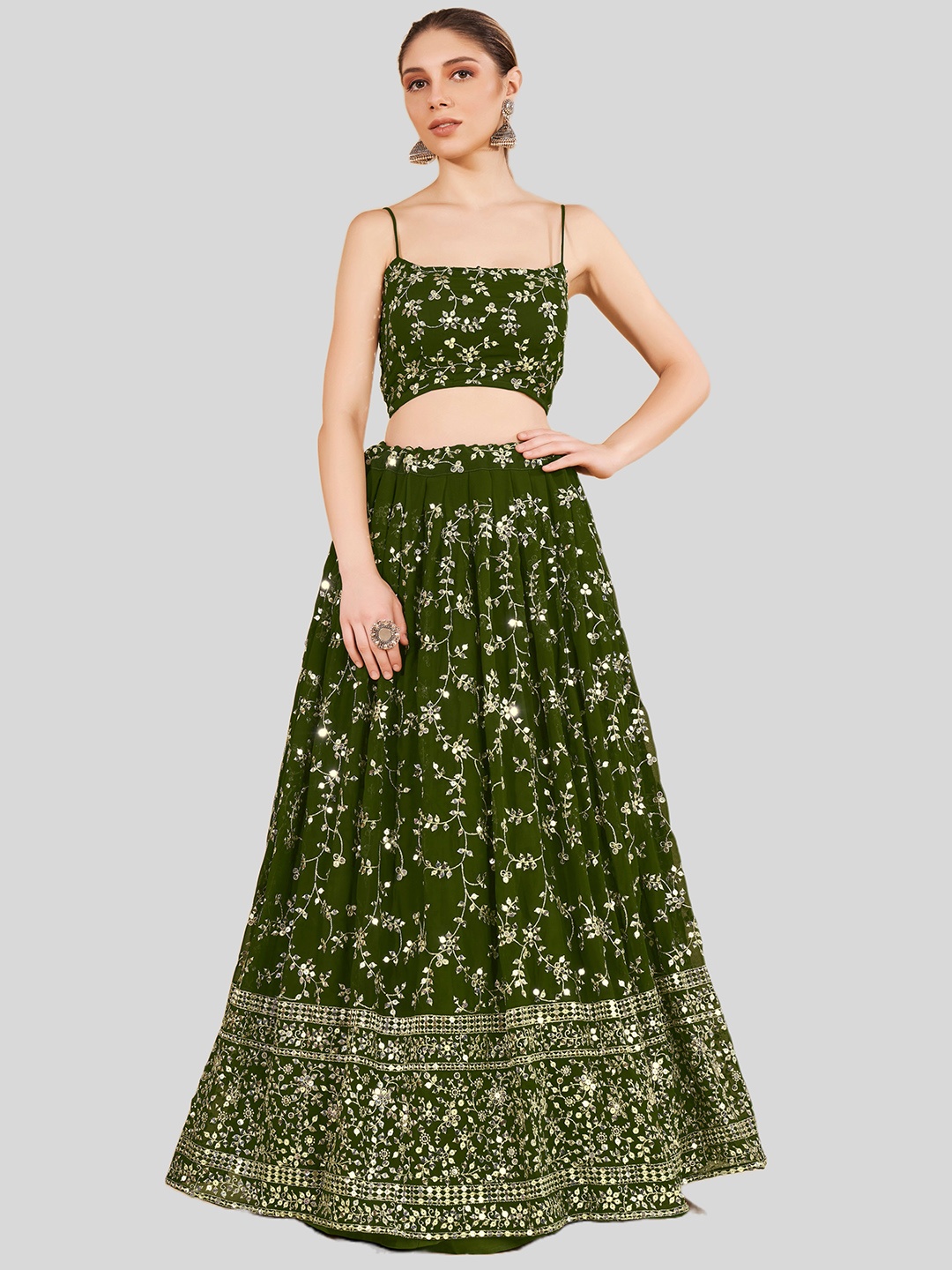 

DRESSTIVE Green & Gold-Toned Embroidered Semi-Stitched Lehenga & Unstitched Blouse With Dupatta