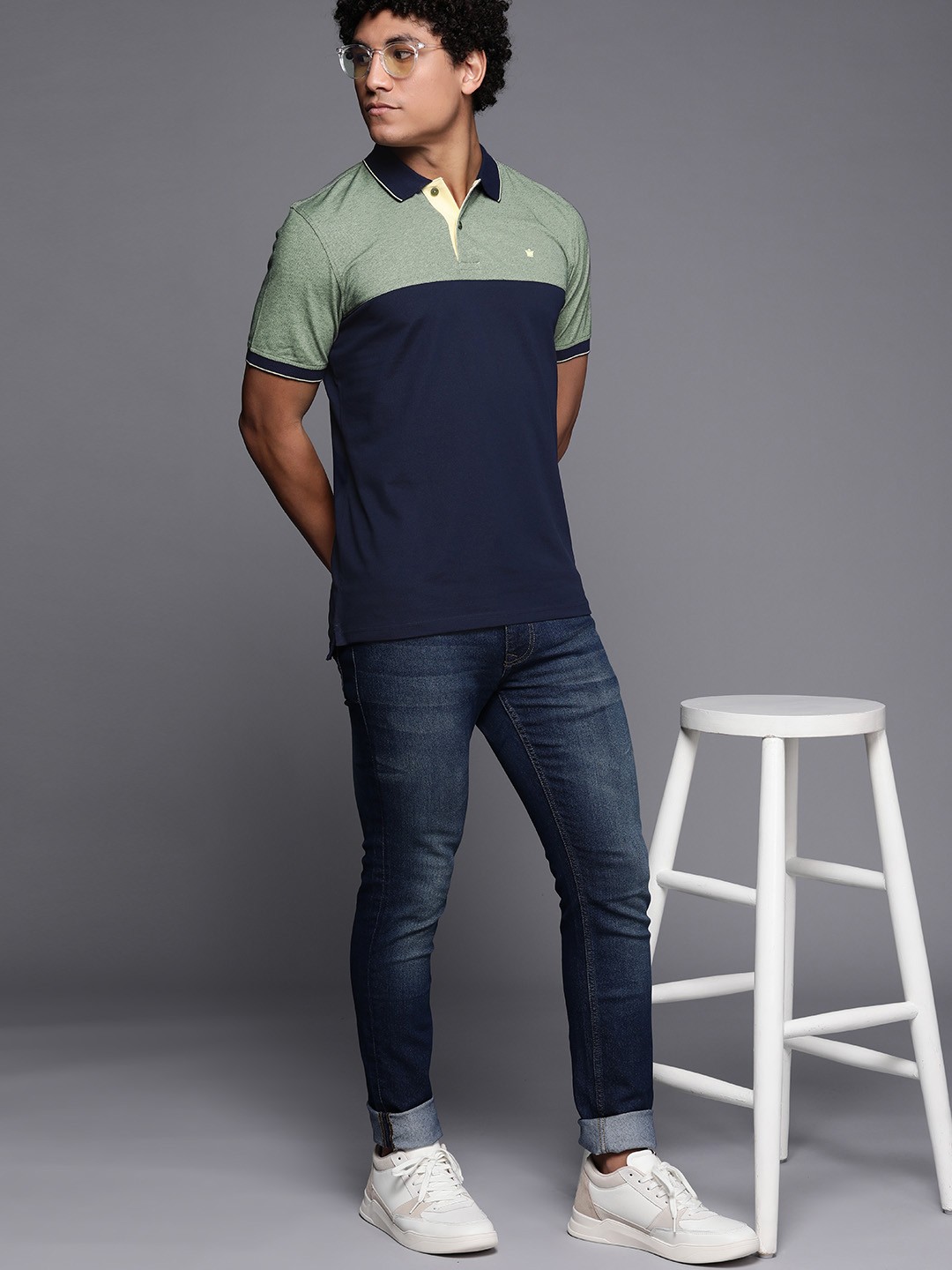 

Louis Philippe Men Navy Blue & Green Colourblocked Polo Collar T-shirt