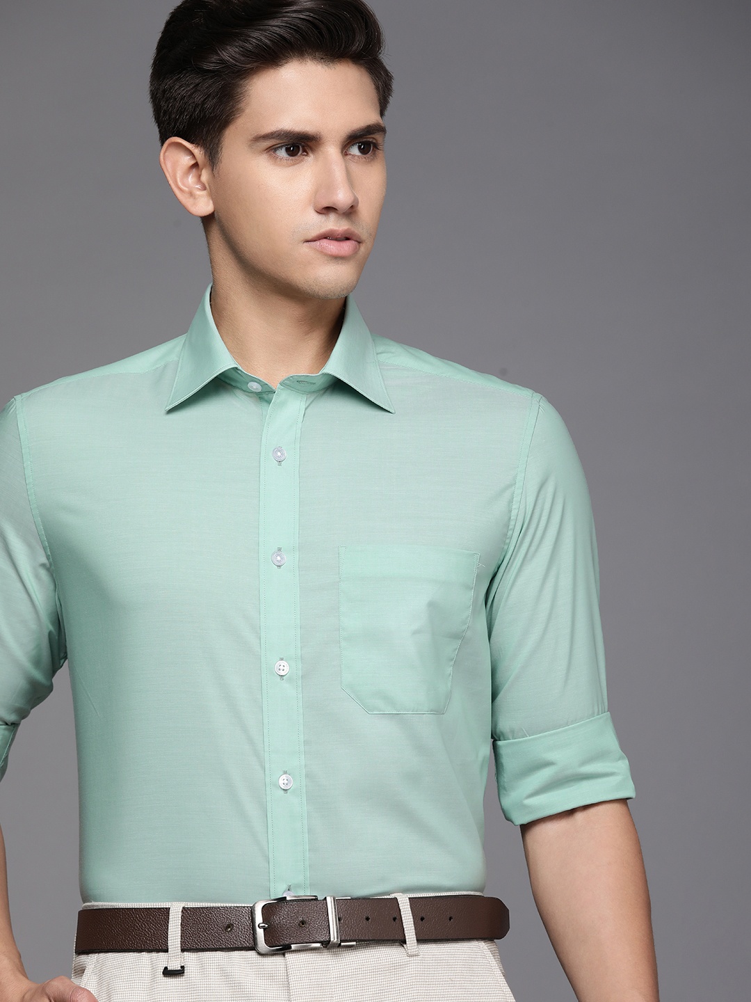 

Louis Philippe Men Green Classic Fit Solid Pure Cotton Formal Shirt