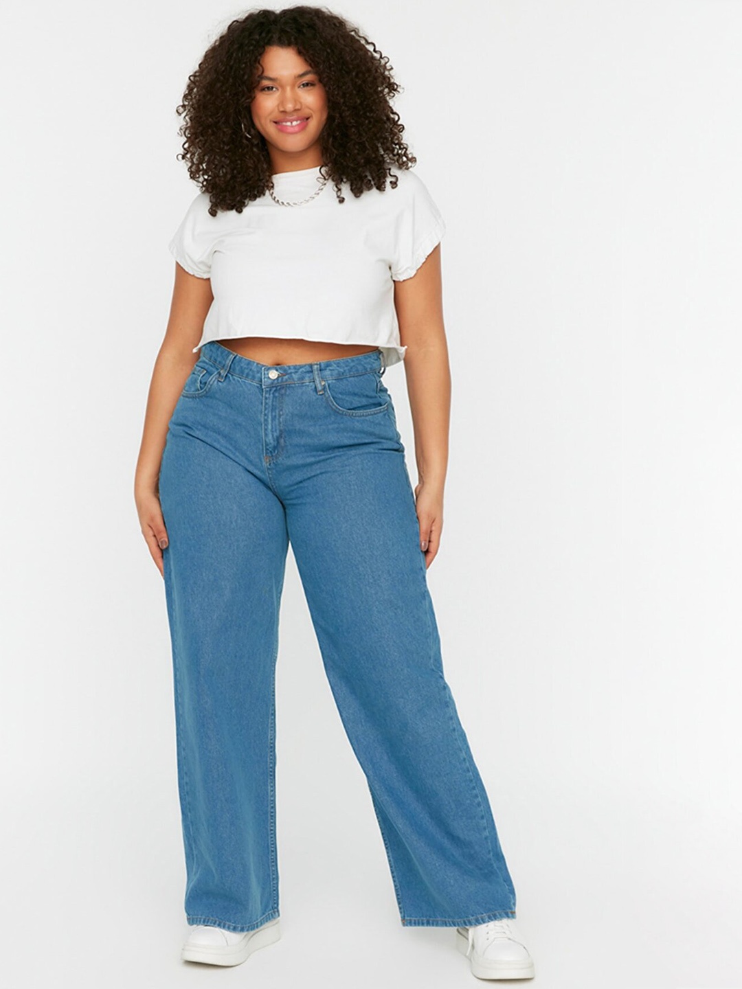 

Trendyol Women Blue Relaxed Fit Pure Cotton Jeans