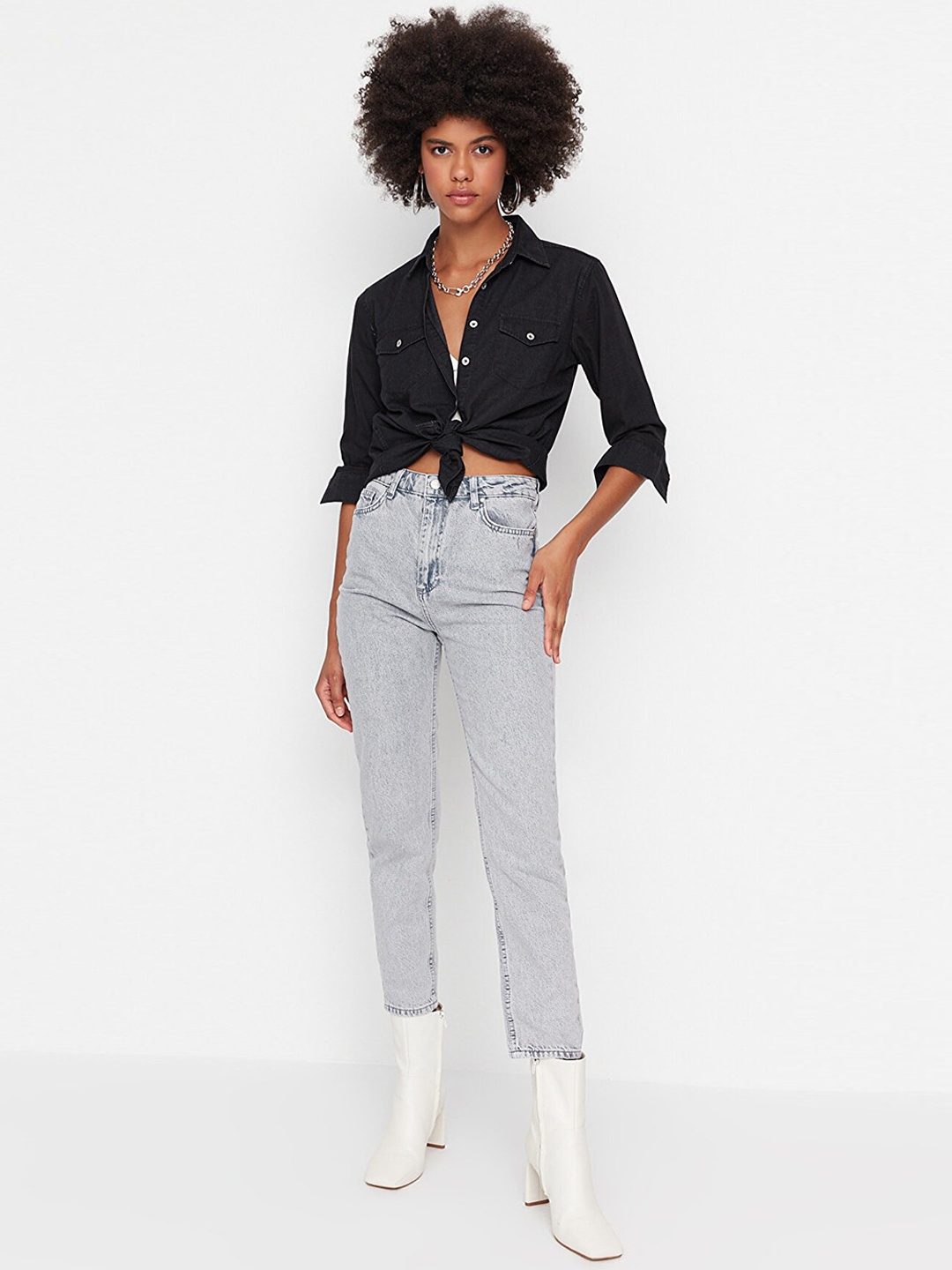 

Trendyol Women Grey Pure Cotton Jeans