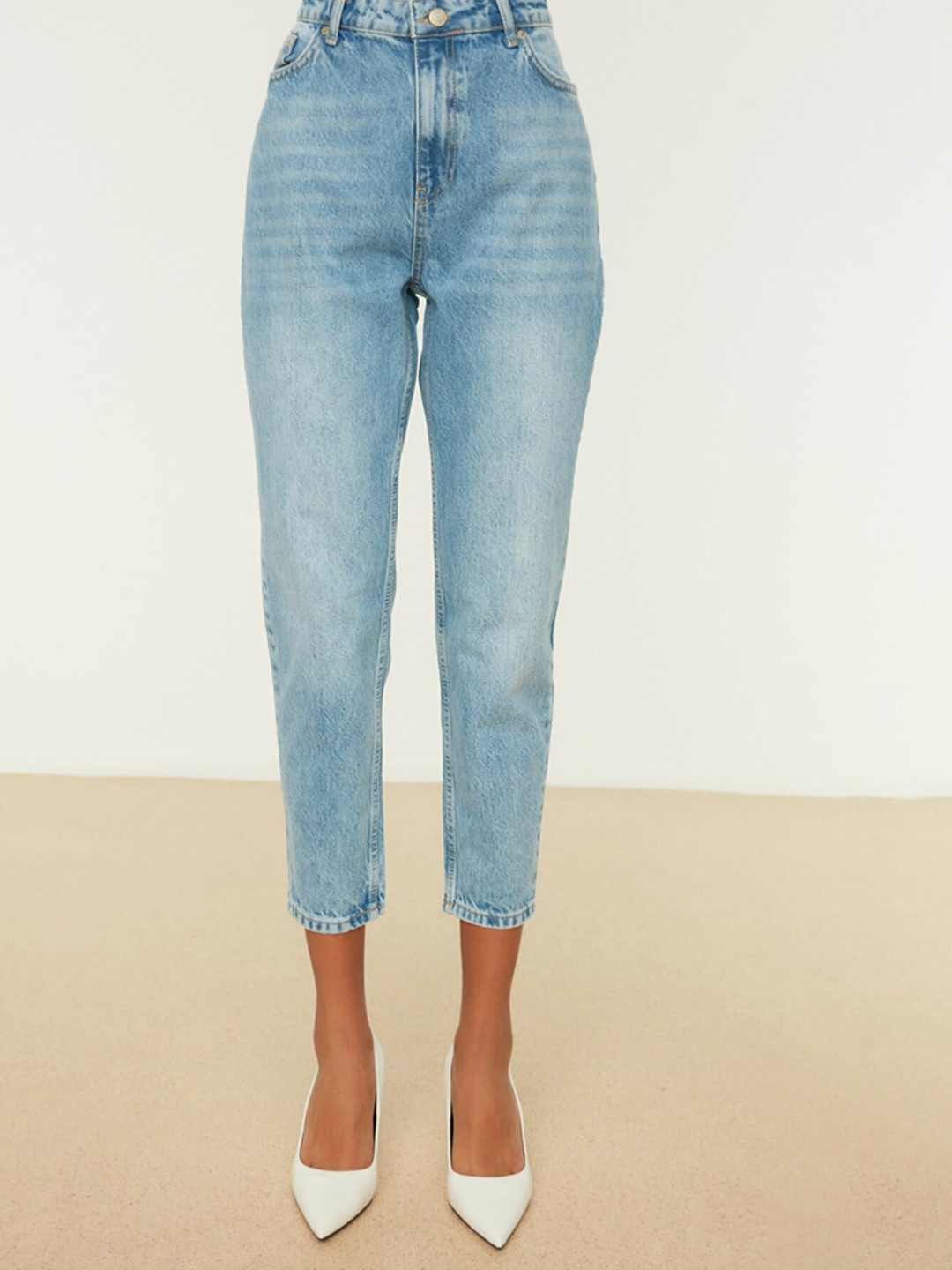 

Trendyol Women Blue Pure Cotton Light Fade Jeans