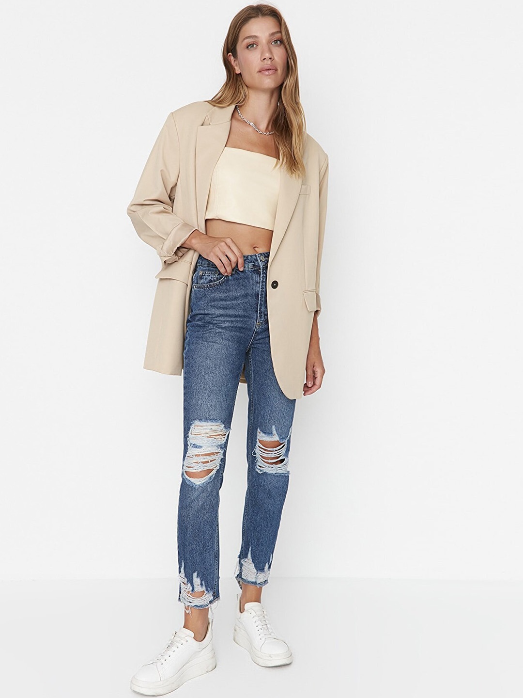 

Trendyol Women Blue Slash Knee Light Fade Jeans