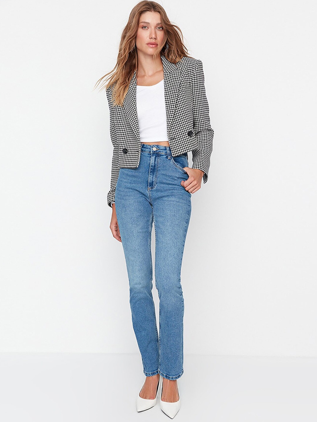 

Trendyol Women Blue High-Rise Light Fade Jeans
