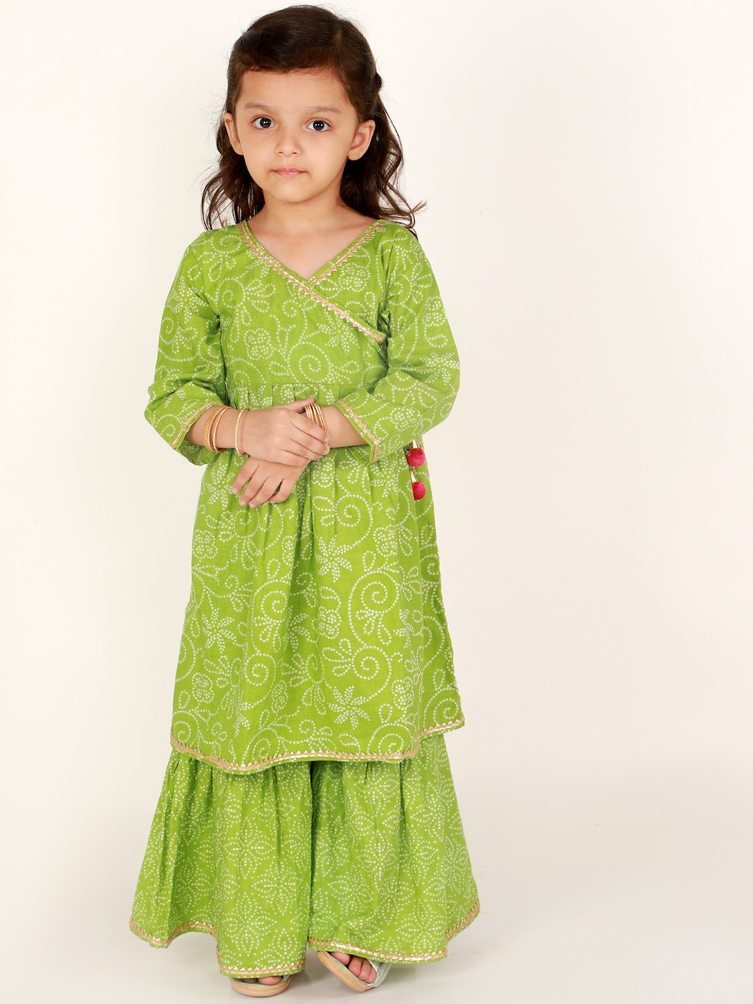 

The Mom Store Girls Green Bandhani Printed Angrakha Pure Cotton Kurta with Sharara