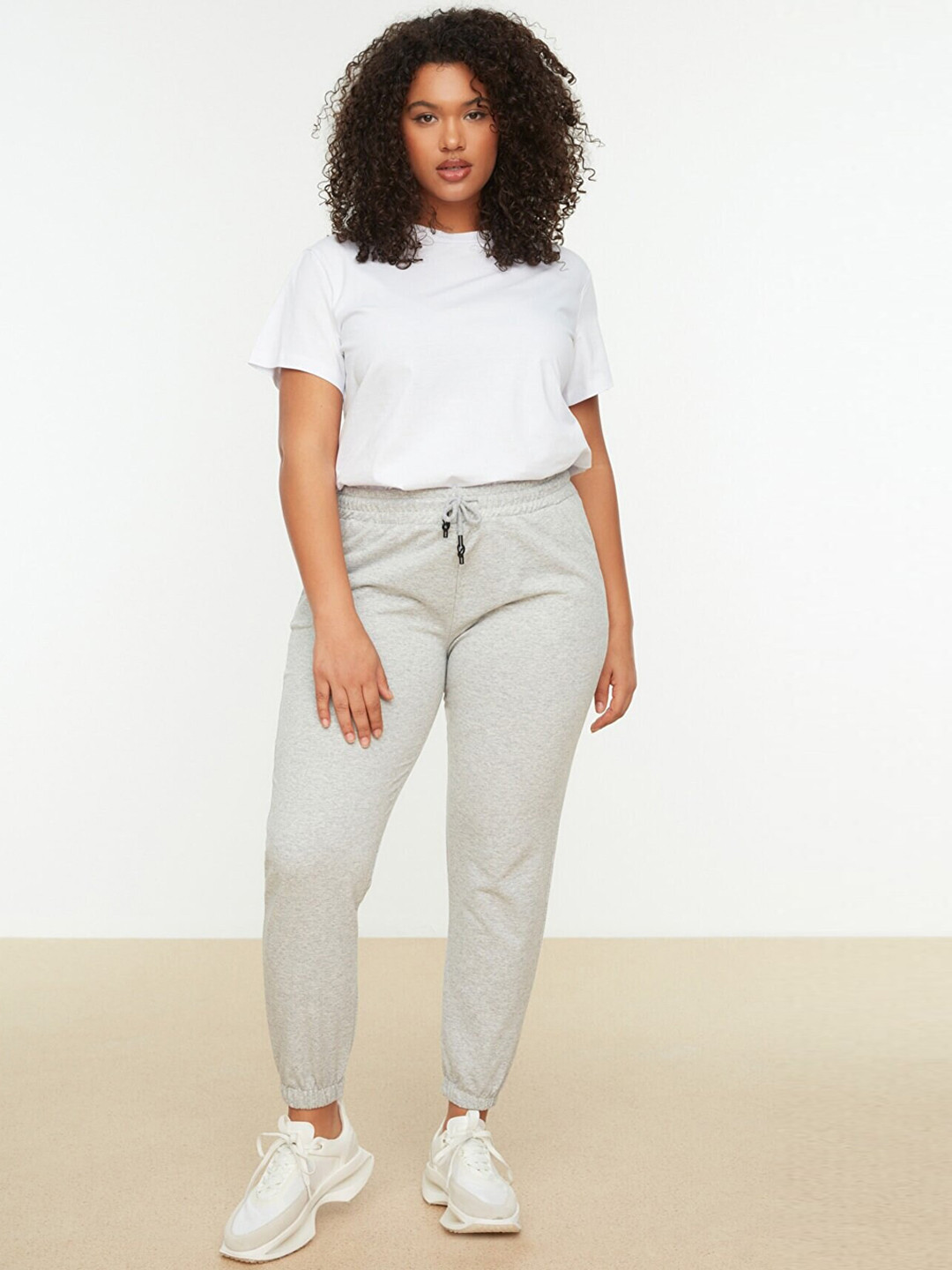 

Trendyol Women Grey Joggers Trousers