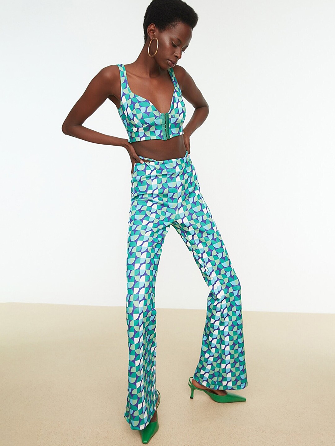 

Trendyol Women Green Printed Trousers