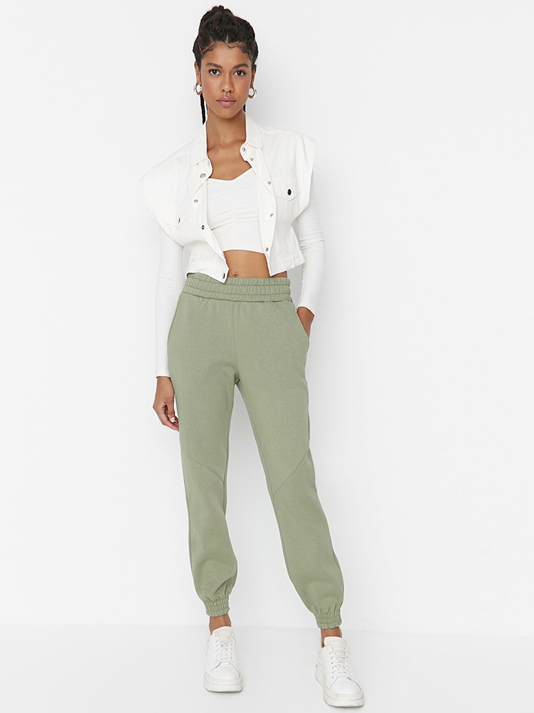 

Trendyol Women Green Joggers