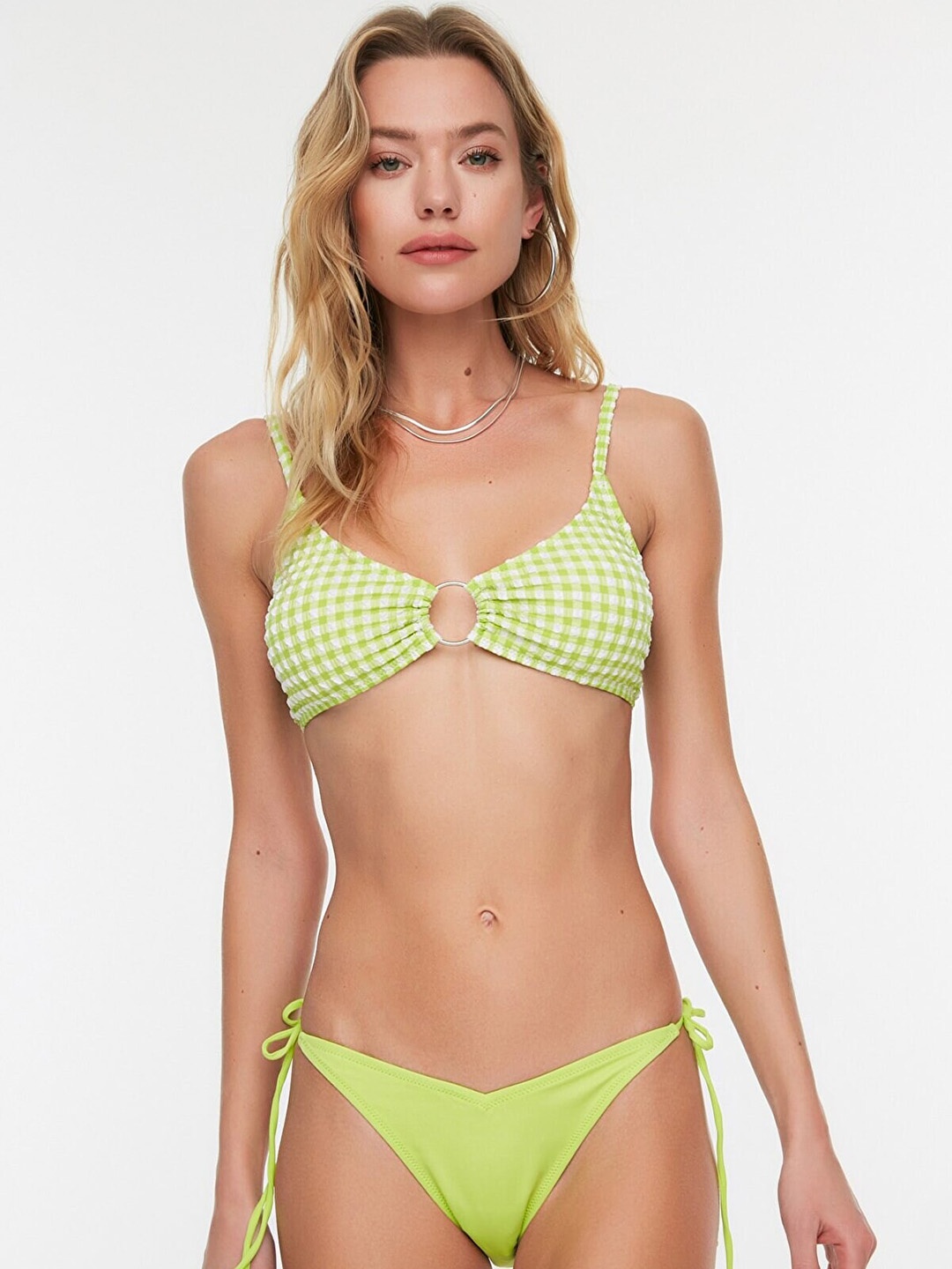 

Trendyol Women Green Solid Swim Bottoms