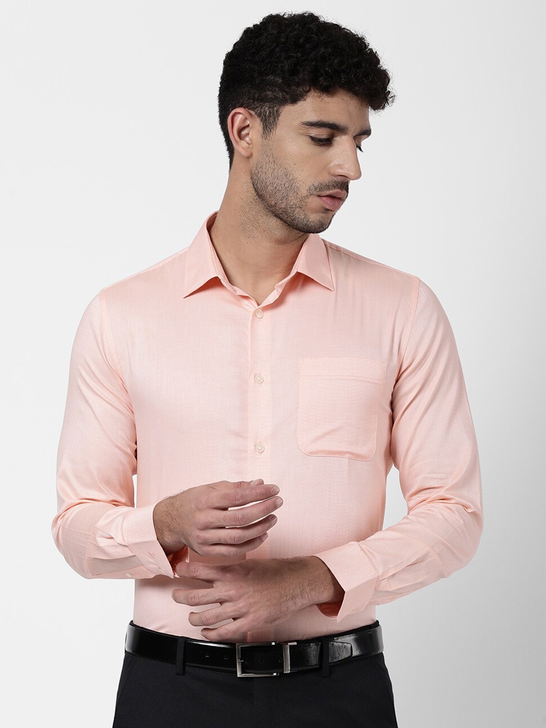 

AD By Arvind Men Orange Solid Pure Cotton Formal Shirt