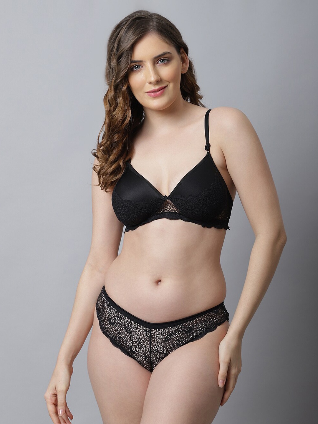 

PrettyCat Women Black Self-Design Lingerie Set PC-SET-6037A-BLK-30B