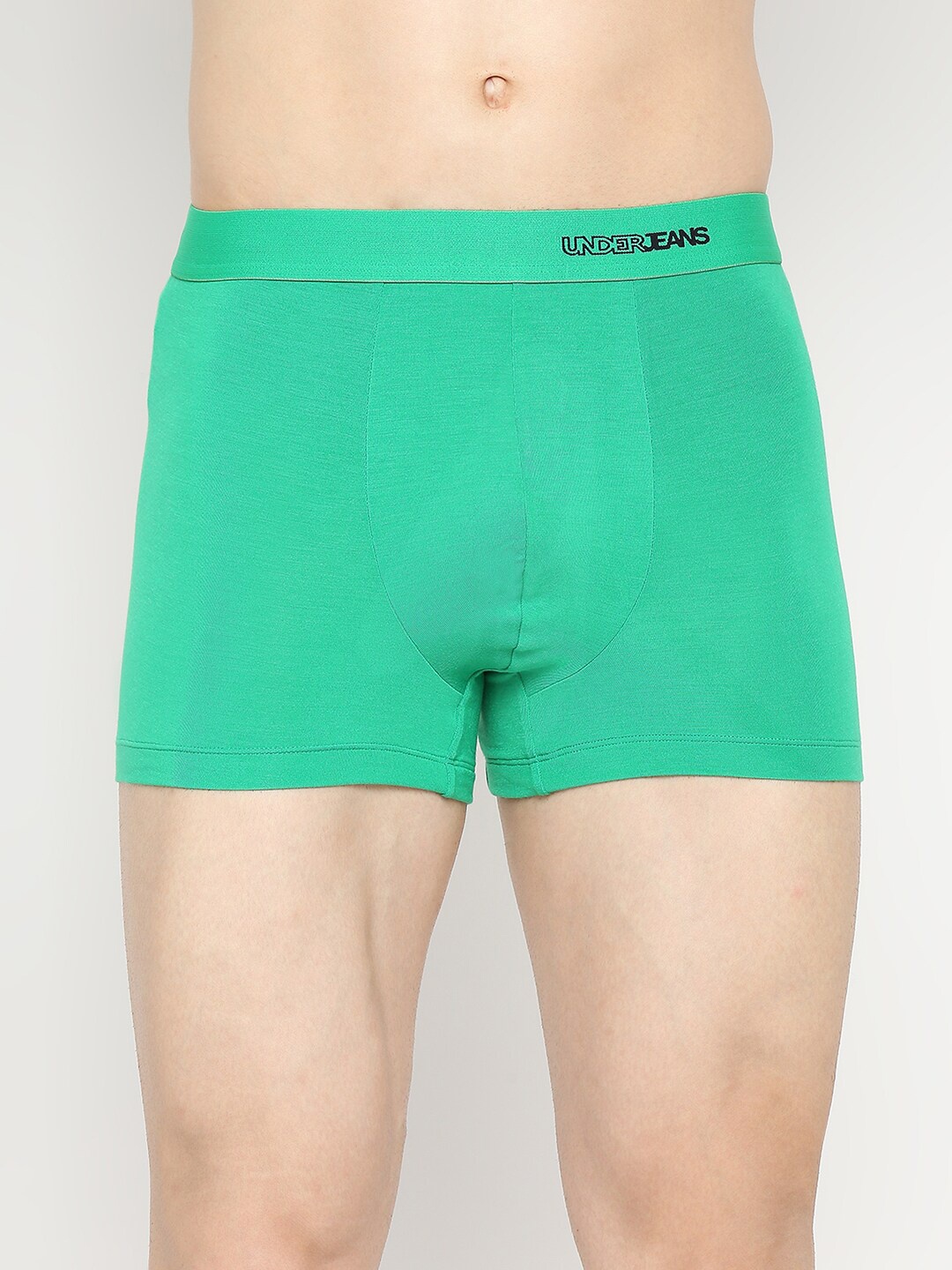 

UnderJeans by Spykar Men Green Solid Trunk UJNPTS044Green
