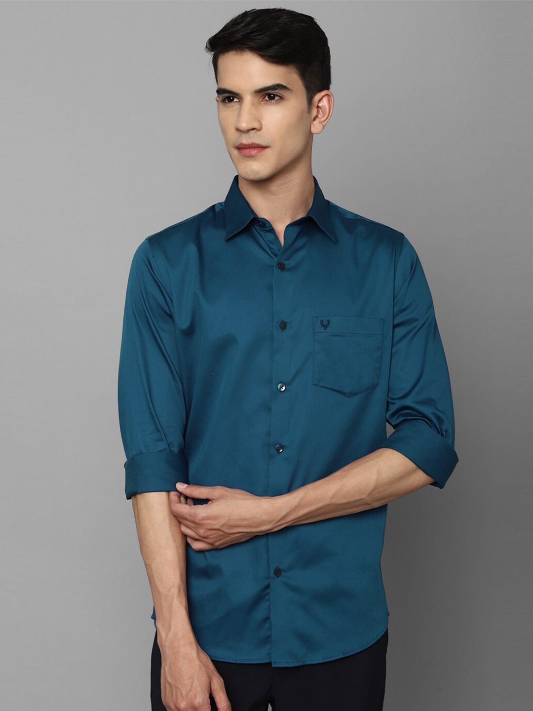 

Allen Solly Men Teal Slim Fit Casual Shirt