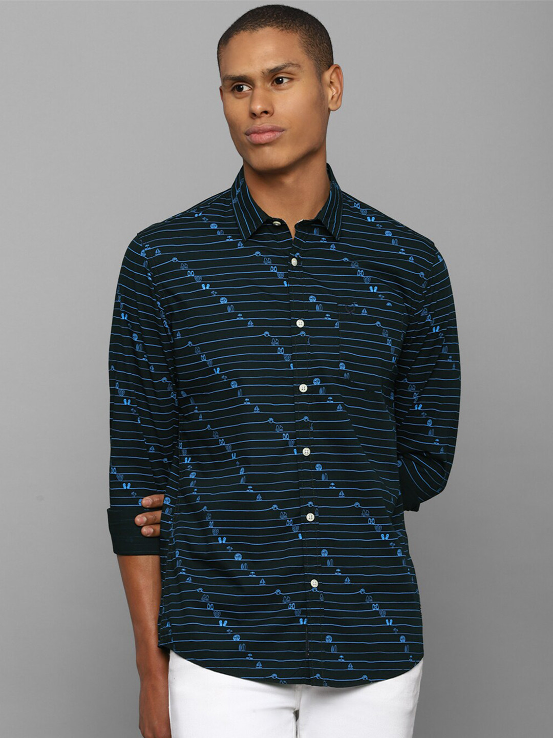 

Allen Solly Sport Men Teal Horizontal Striped Casual Cotton Shirt