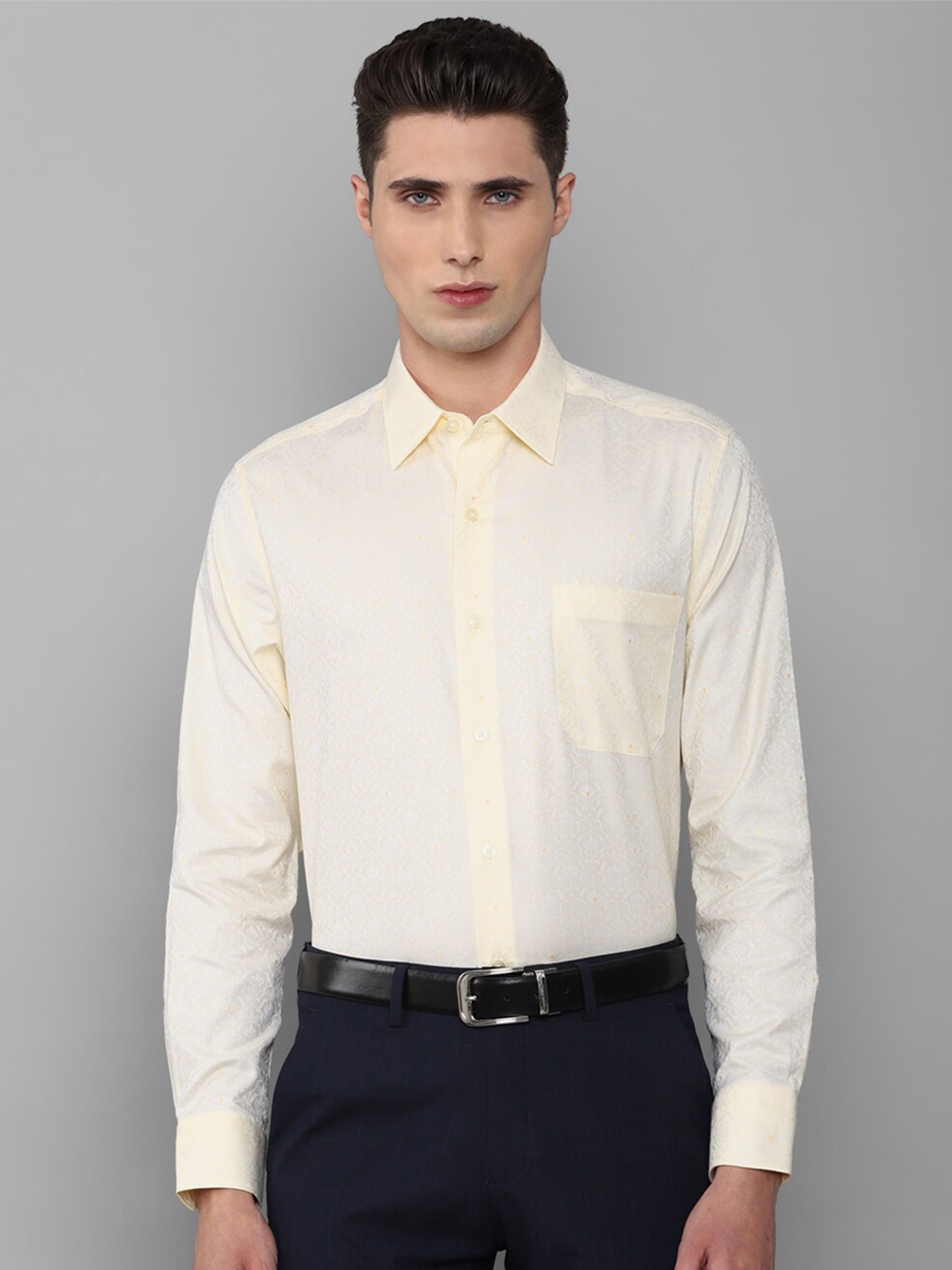 

Louis Philippe Men Yellow Slim Fit Printed Cotton Formal Shirt