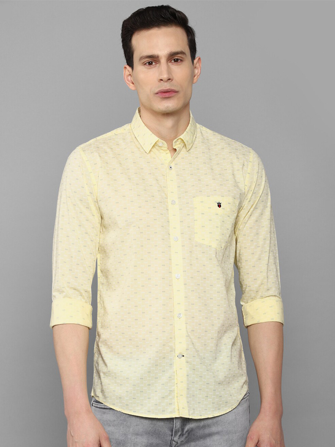 

Louis Philippe Sport Men Yellow Slim Fit Printed Cotton Casual Shirt