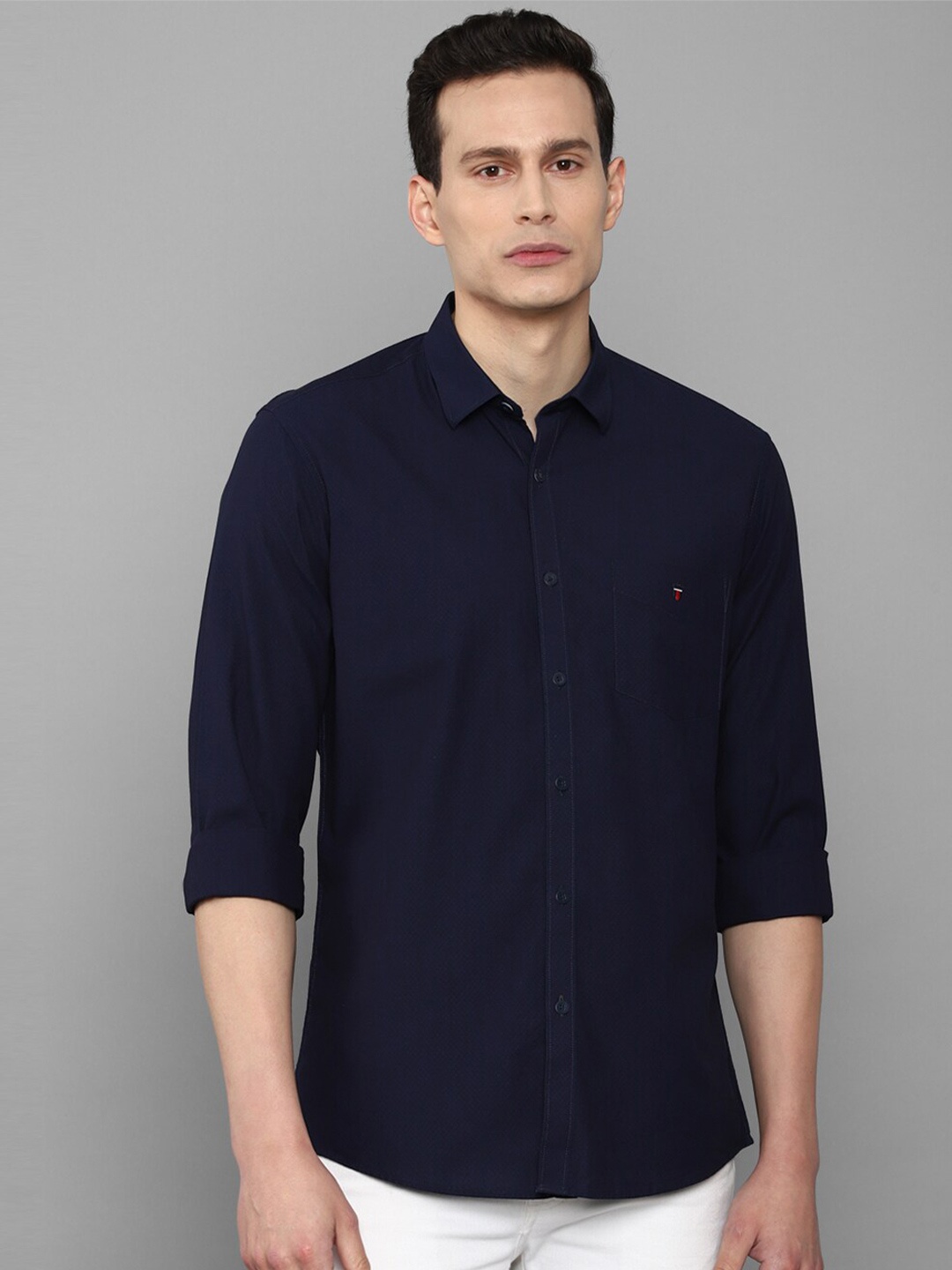 

Louis Philippe Sport Men Navy Blue Slim Fit Pure Cotton Casual Shirt